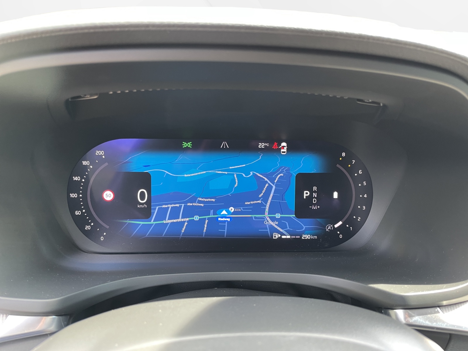 VOLVO V60 2.0 B5 Ultimate Dark AWD-image-15