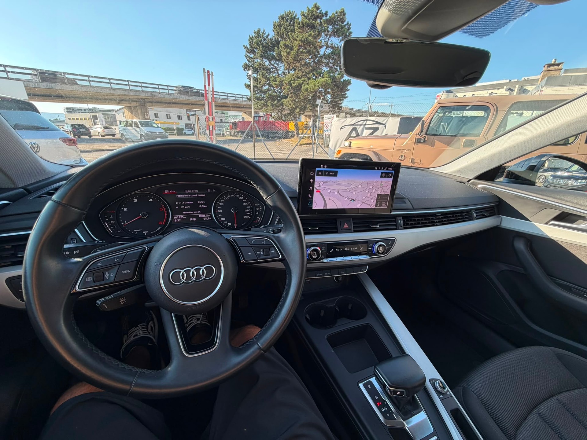 AUDI A4 Avant 35 TDI advanced S-tronic-image-9