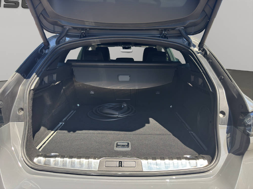 PEUGEOT 508 SW 1.6 Plug-in Hybrid GT-image-12