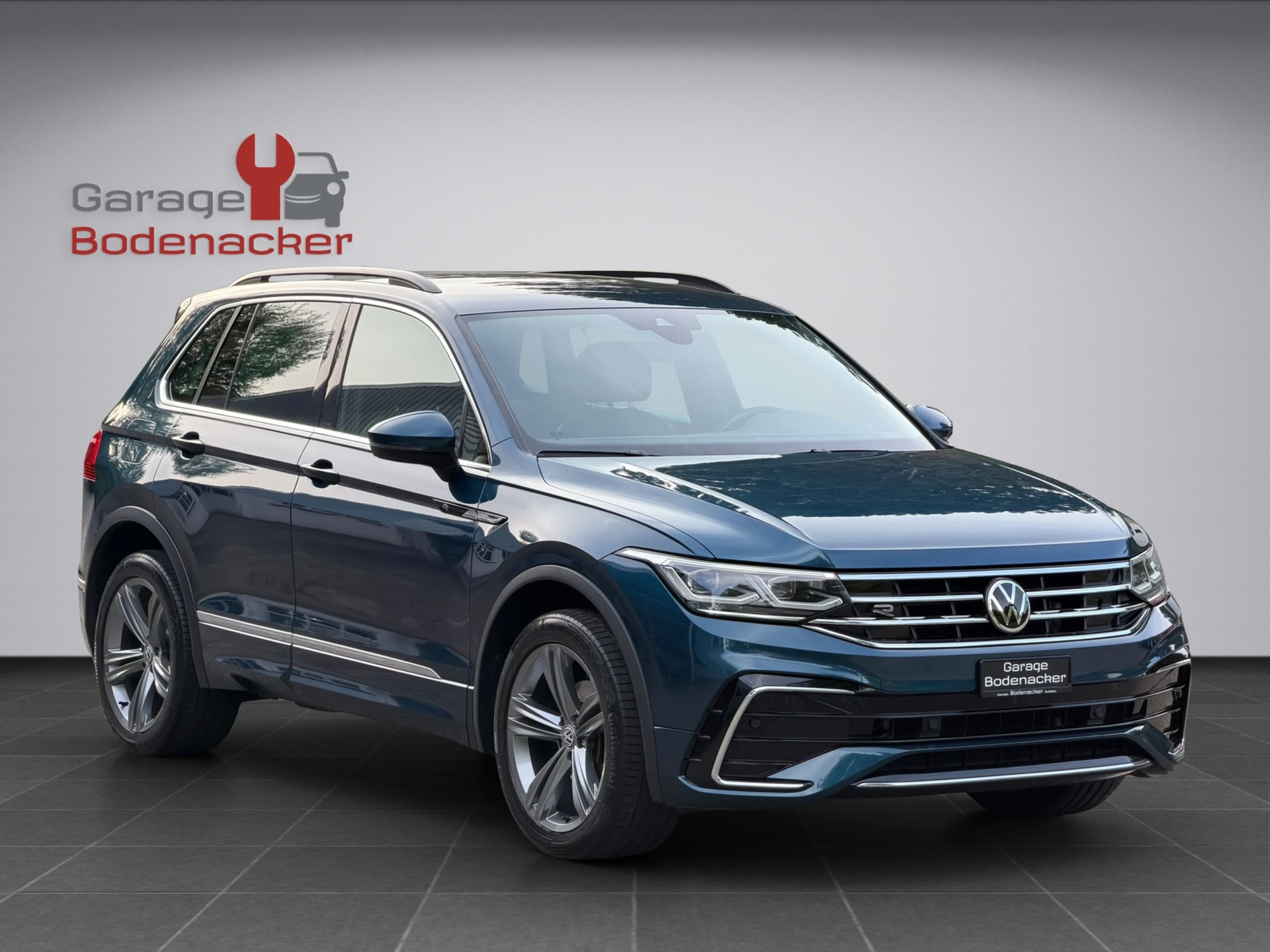 VW Tiguan 2.0 TDI SCR R-Line 4Motion DSG * Facelift * Diesel * AHK * R Sport Line *-image-7