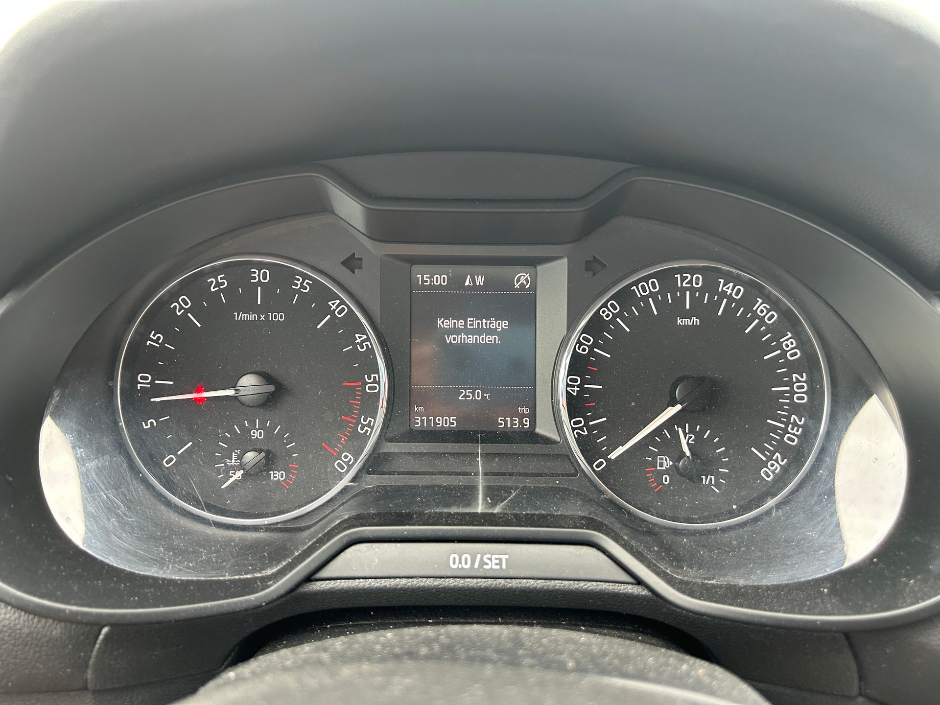 SKODA Octavia Combi 1.6 TDI Elegance DSG-image-7
