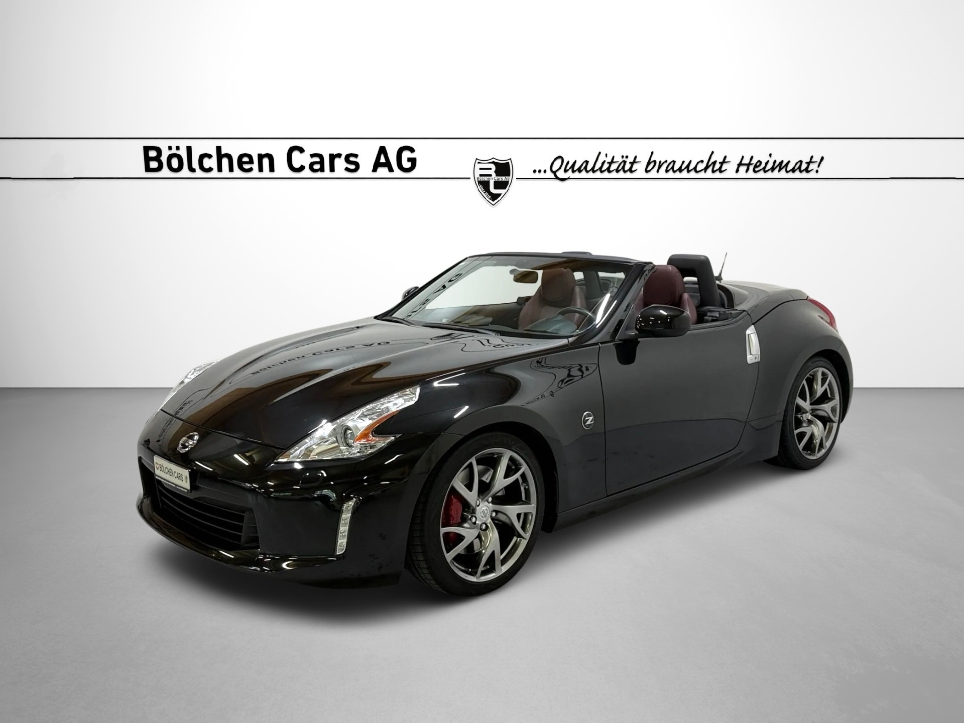 NISSAN Roadster-showroom-element-3