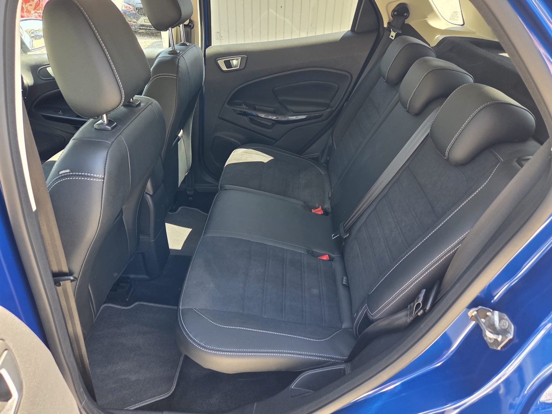 FORD EcoSport 1.0 SCTi ST-Line Automat-image-14