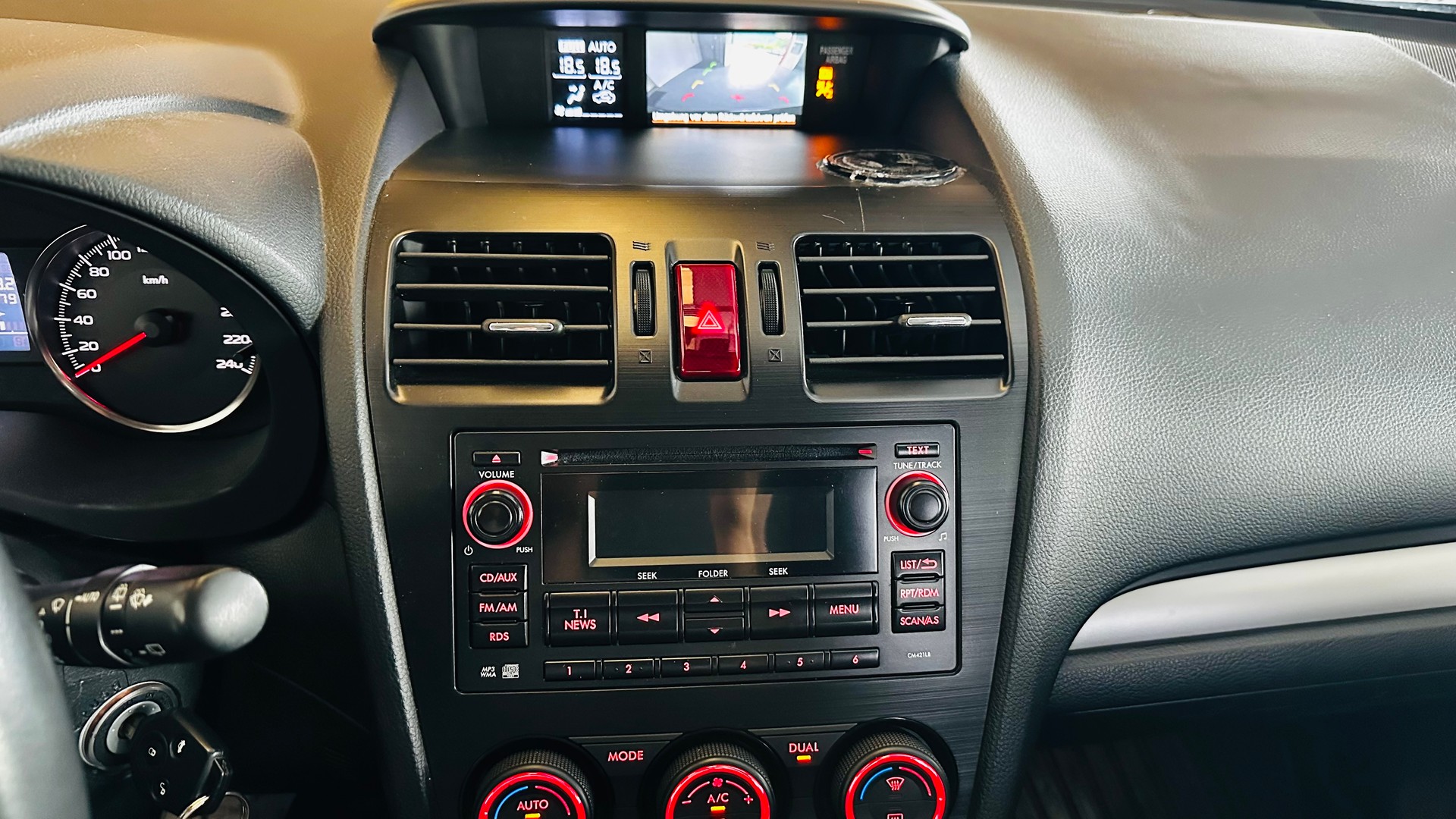SUBARU XV 2.0 Swiss Two AWD CVT "AHK"-image-12