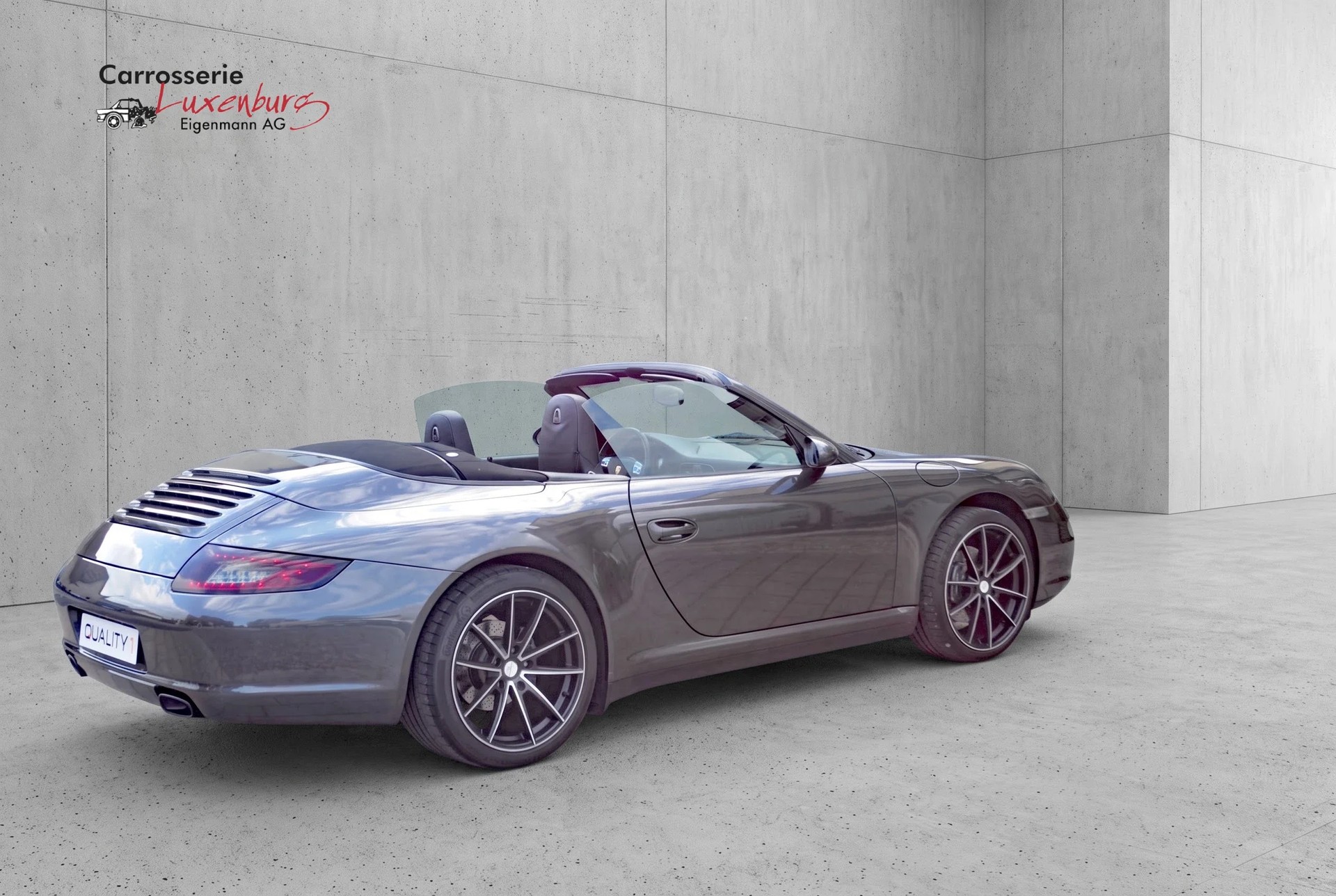 PORSCHE 911 Cabrio Carrera 4-image-7