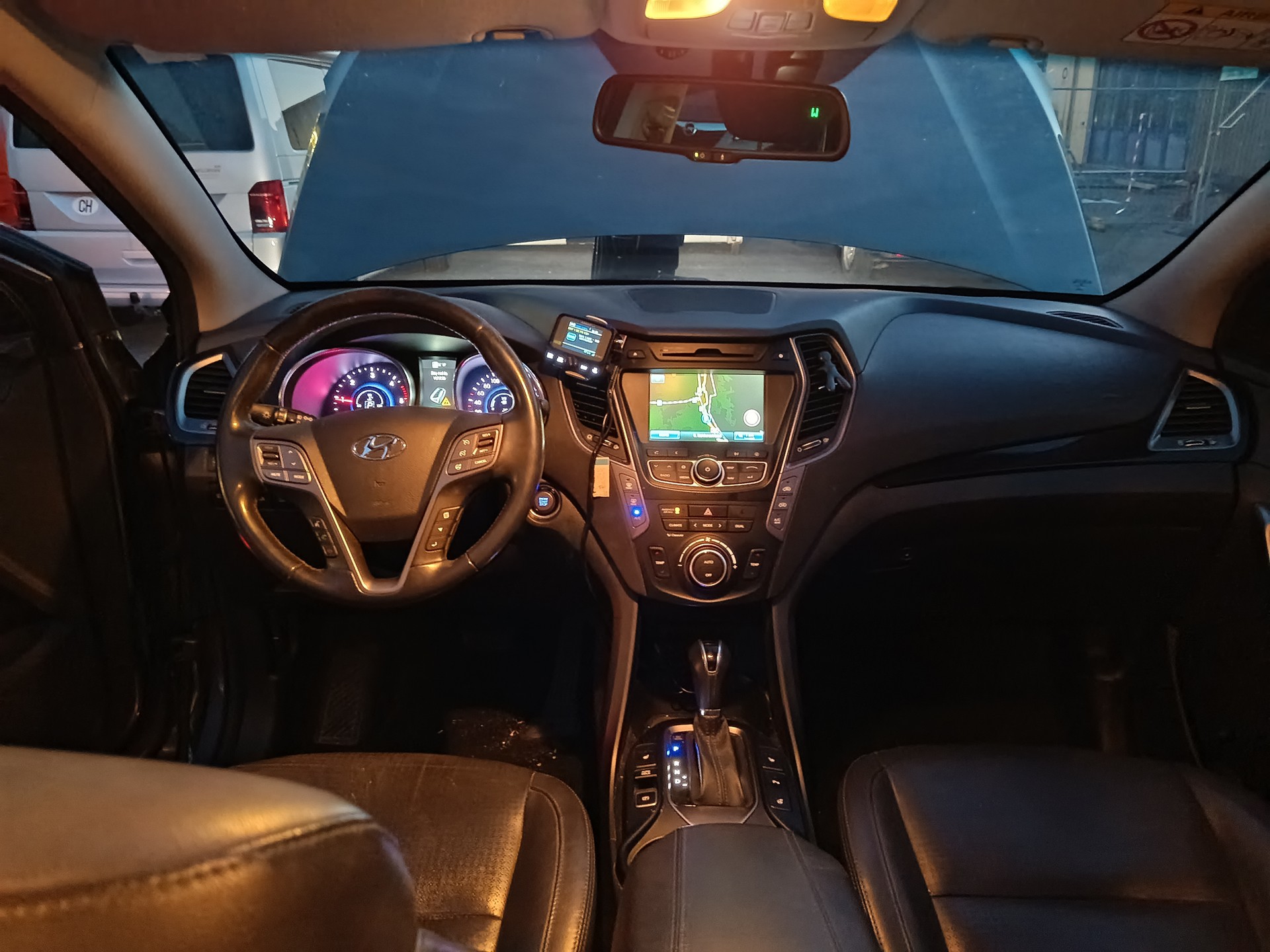 HYUNDAI Santa Fe 2.2 CRDI Style 4WD-image-9