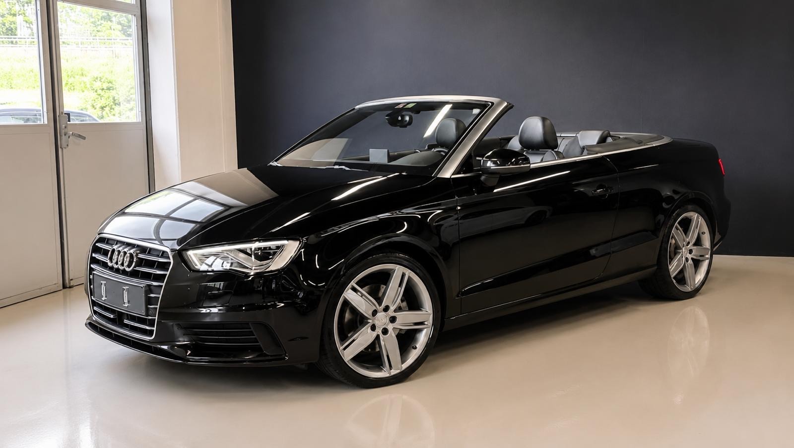 AUDI A3 Cabriolet 1.8 TFSI Ambition S-tronic-image-5