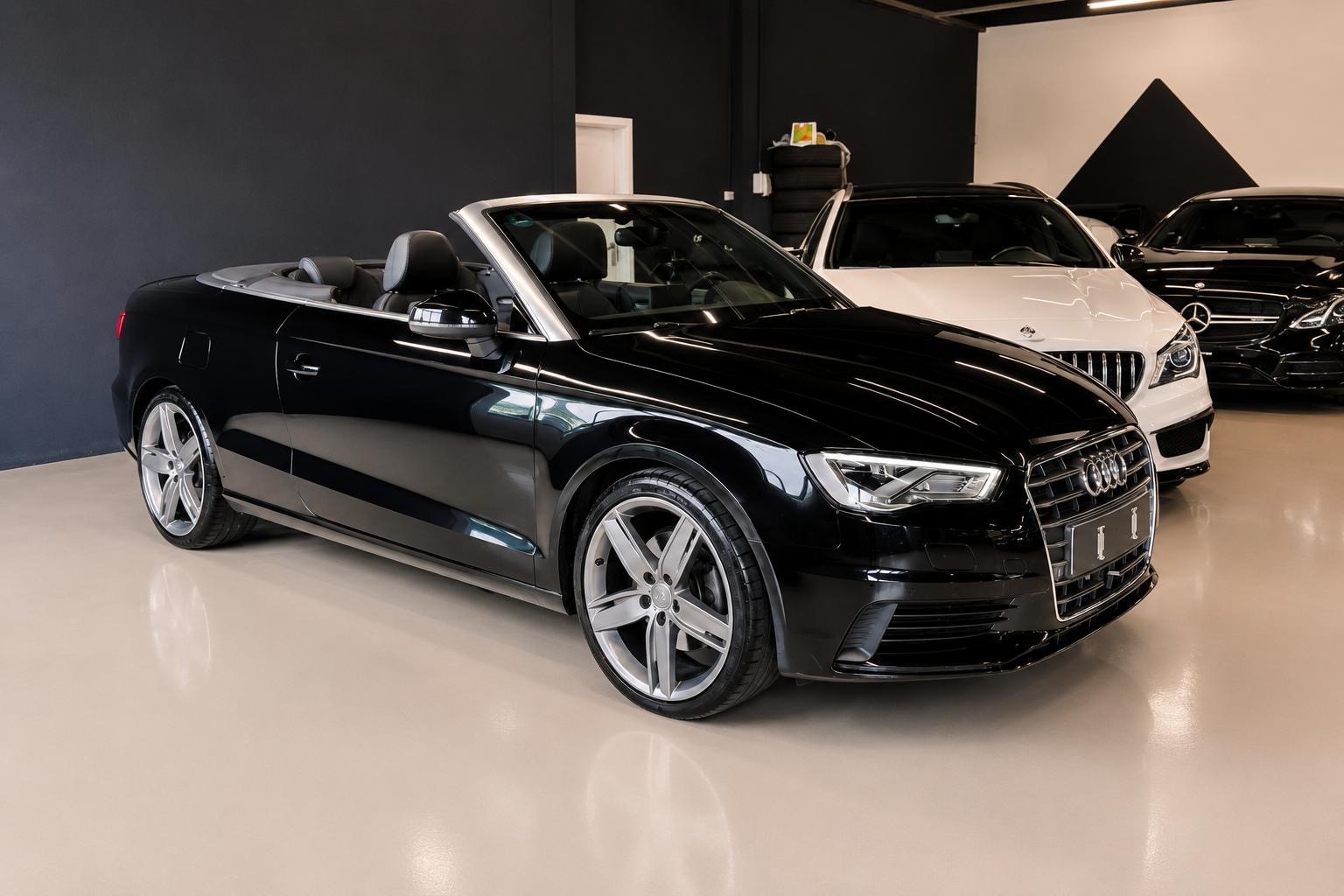 AUDI A3 Cabriolet 1.8 TFSI Ambition S-tronic-image-7