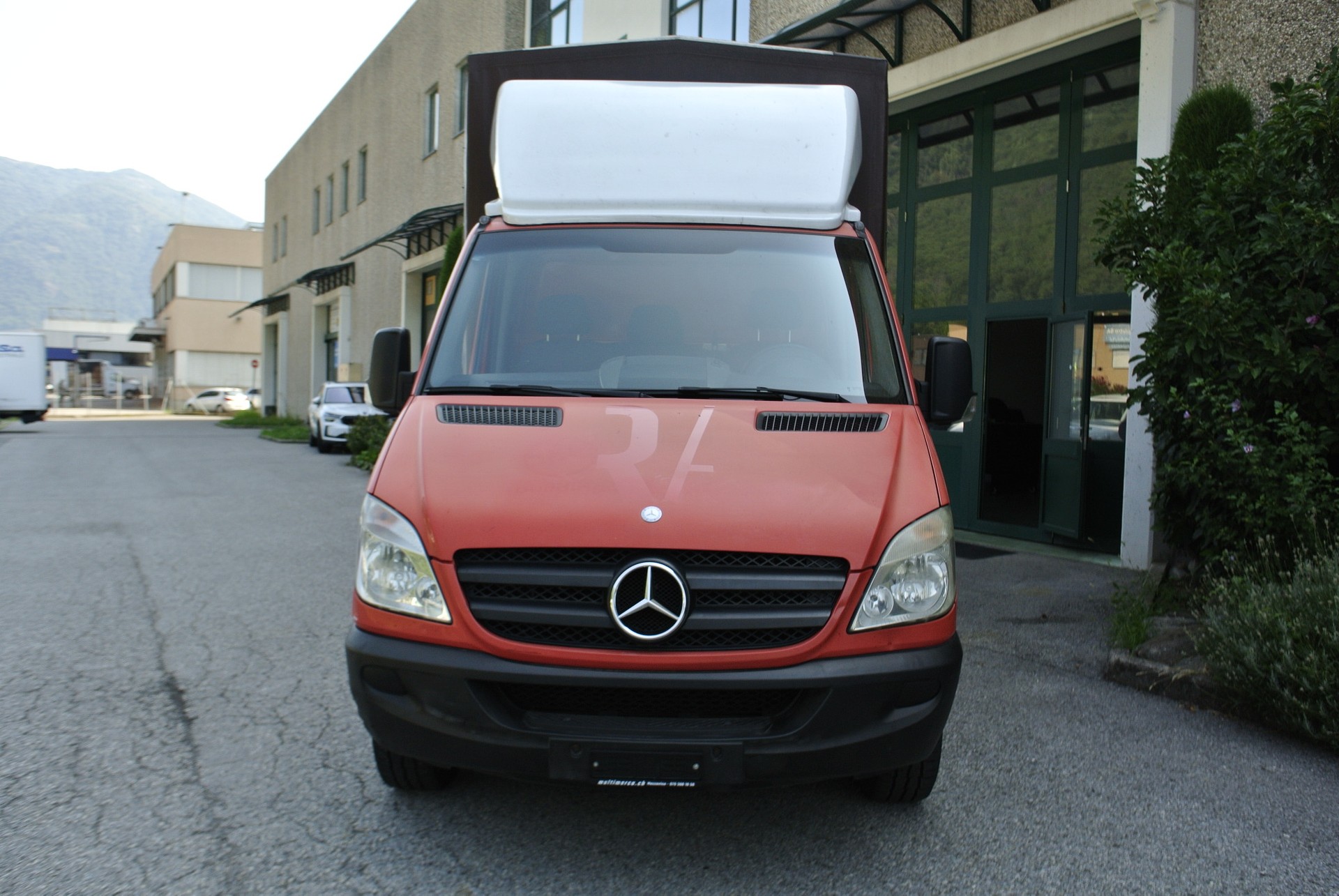 MERCEDES-BENZ Sprinter 313 CDI Lang-showroom-element-1
