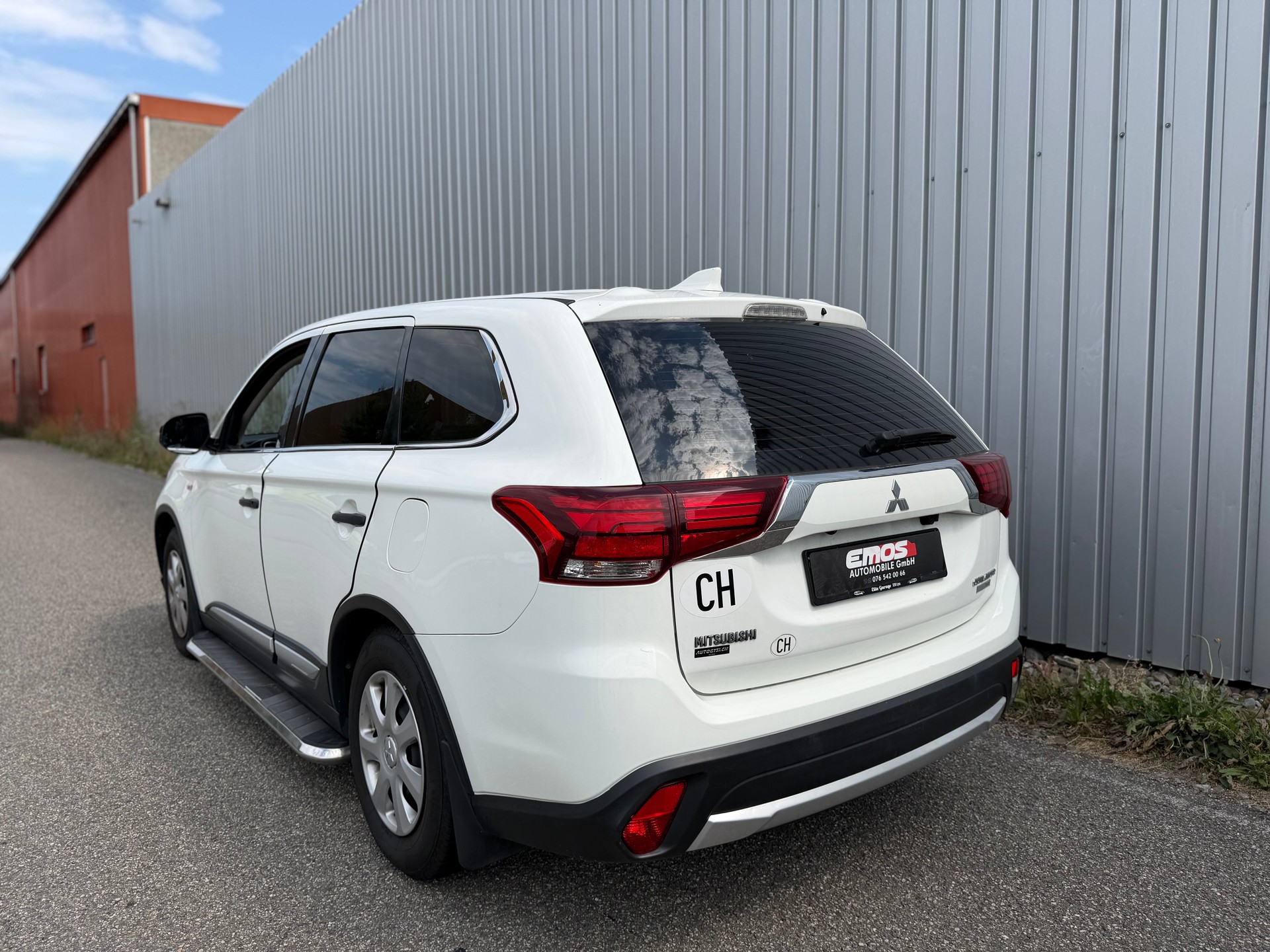 MITSUBISHI Outlander 2.0 Pure 2WD-image-5