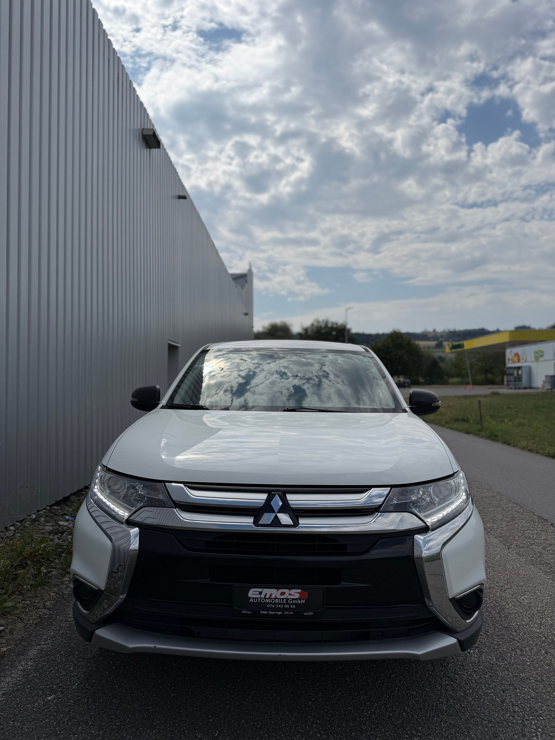 MITSUBISHI Outlander 2.0 Pure 2WD-image-1