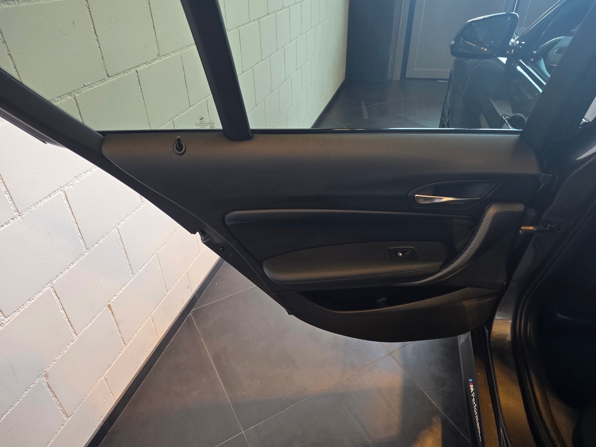 BMW M140i xDrive Swiss Per.Ed-image-9