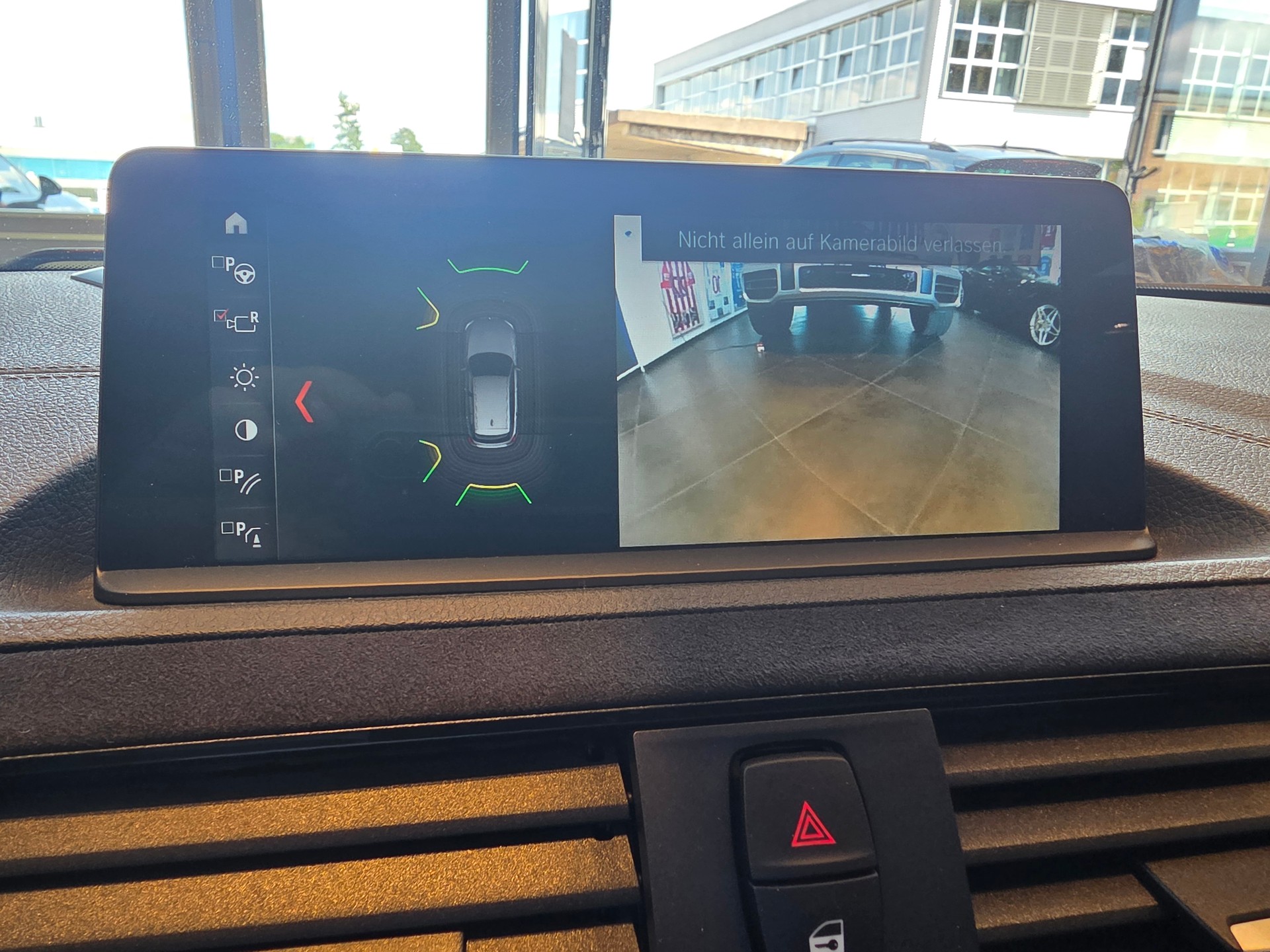 BMW M140i xDrive Swiss Per.Ed-image-19