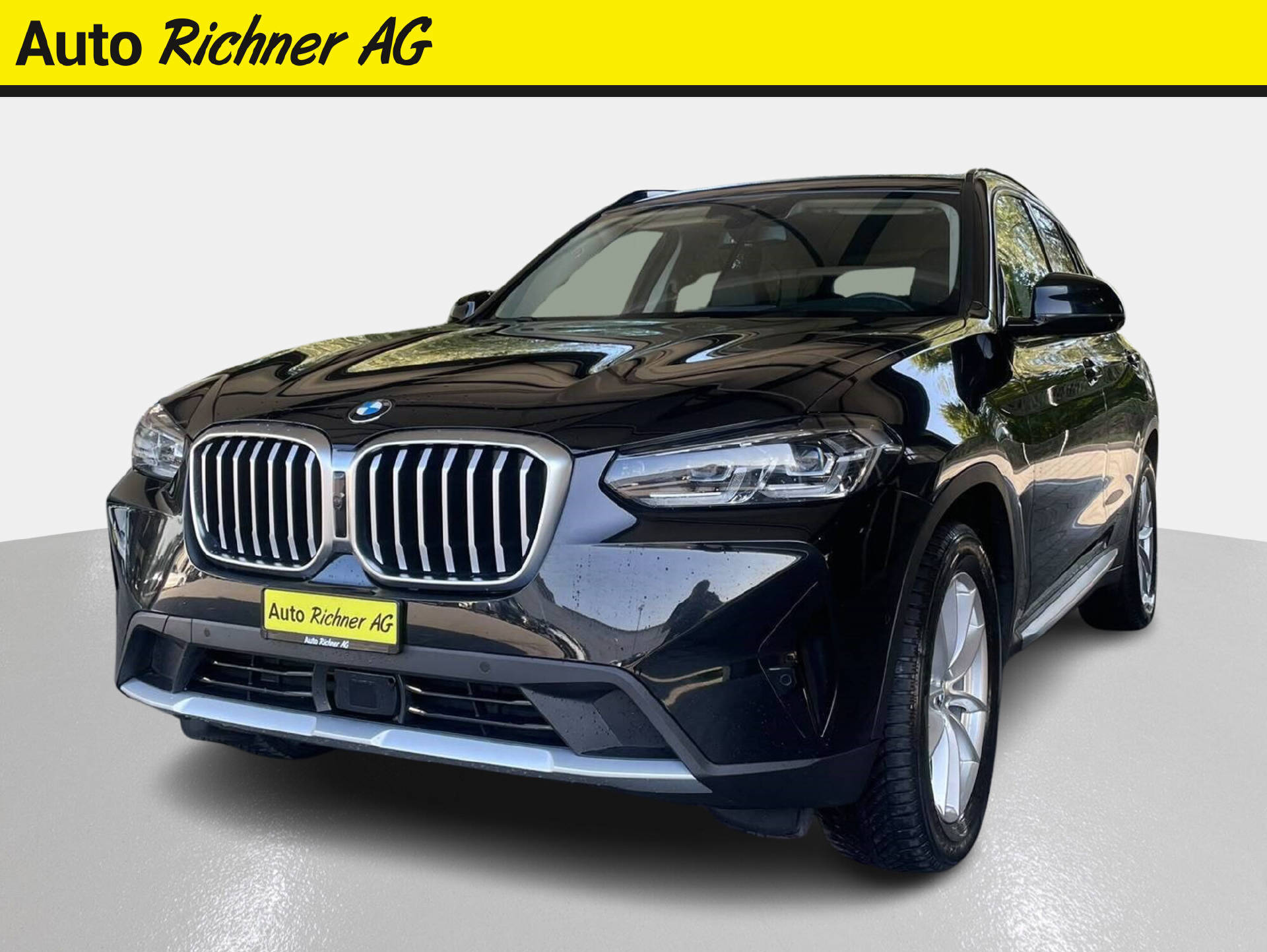 BMW X3 20i xDrive-showroom-element-1