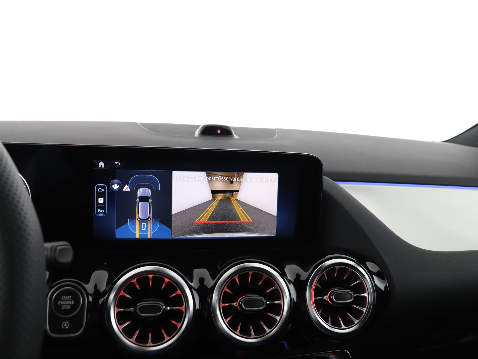 MERCEDES-BENZ GLA 200 Night Star 7G-D-image-14