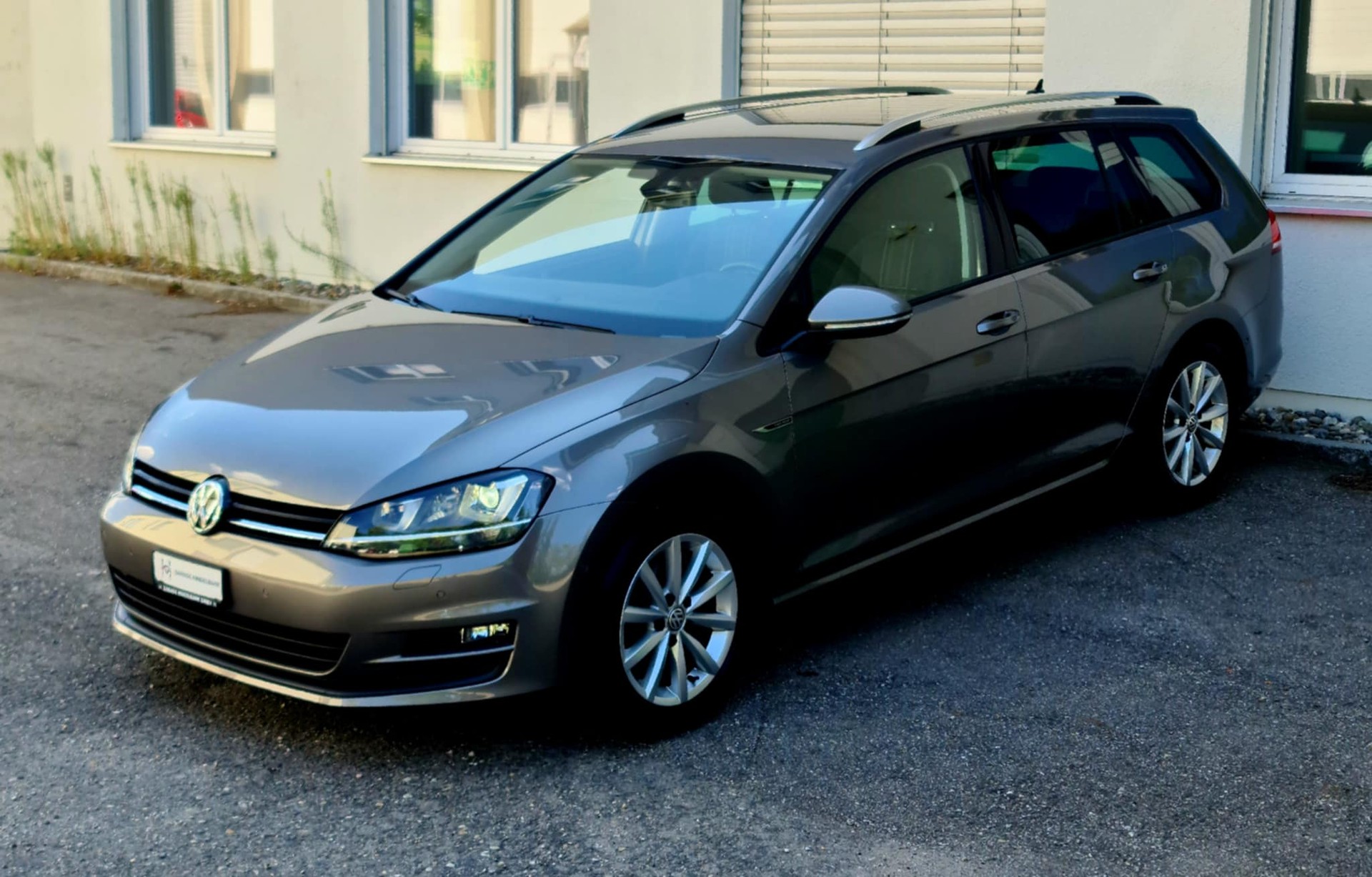 VW Golf Variant 1.6 TDI Comfortline-showroom-element-3