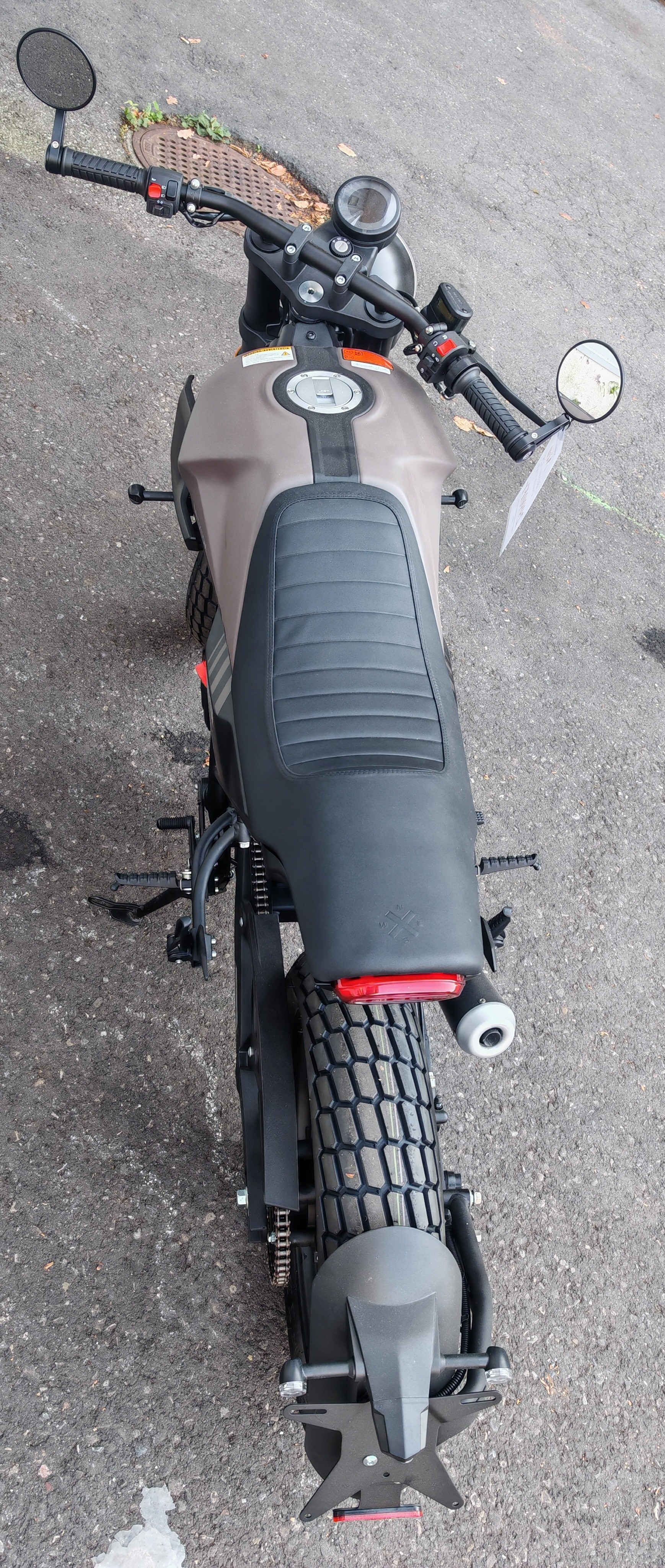 BRIXTON Crossfire 125 ABS-image-3