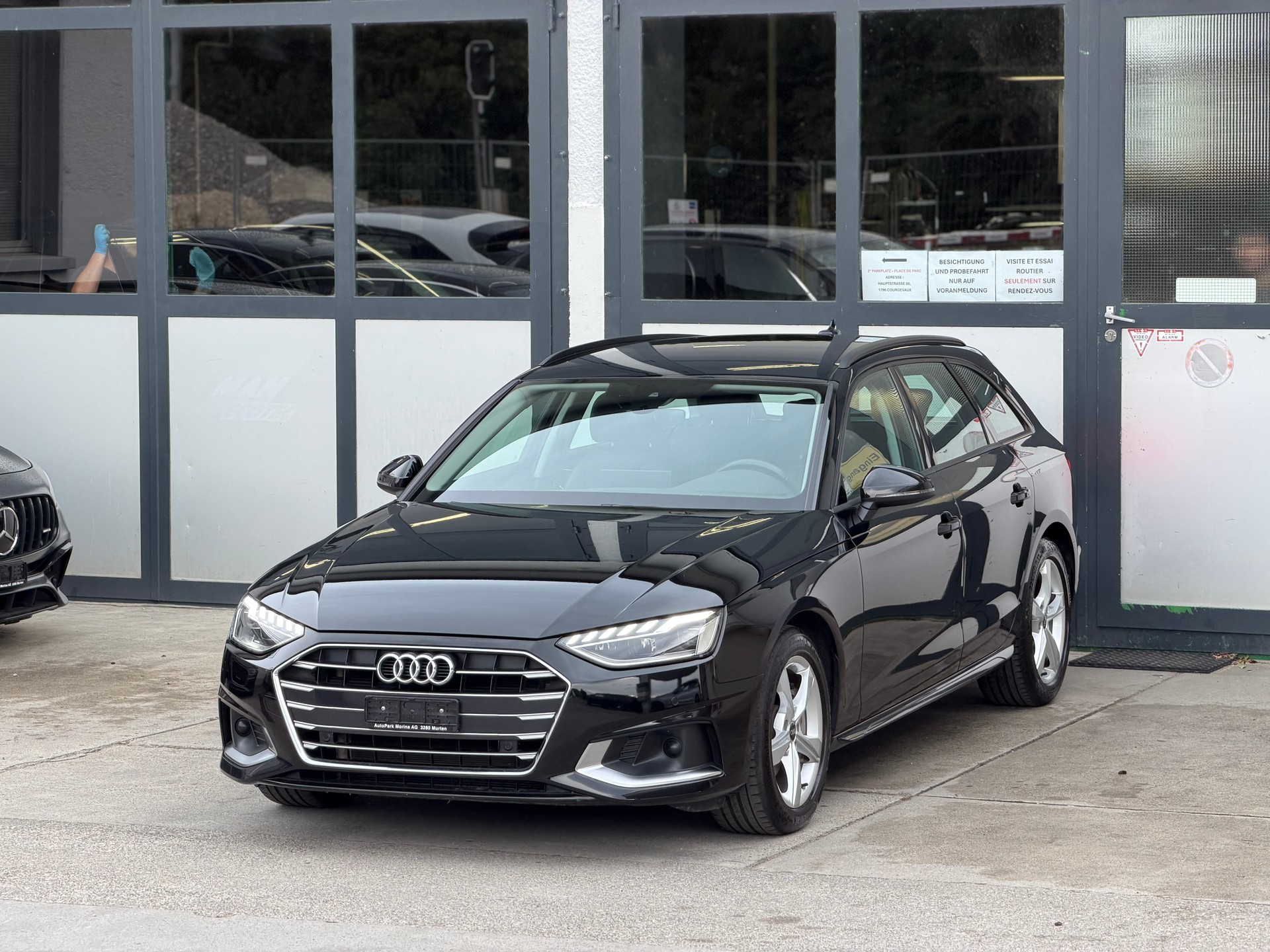 AUDI A4 Avant 40 TDI advanced Attraction quattro S-tronic-showroom-element-1