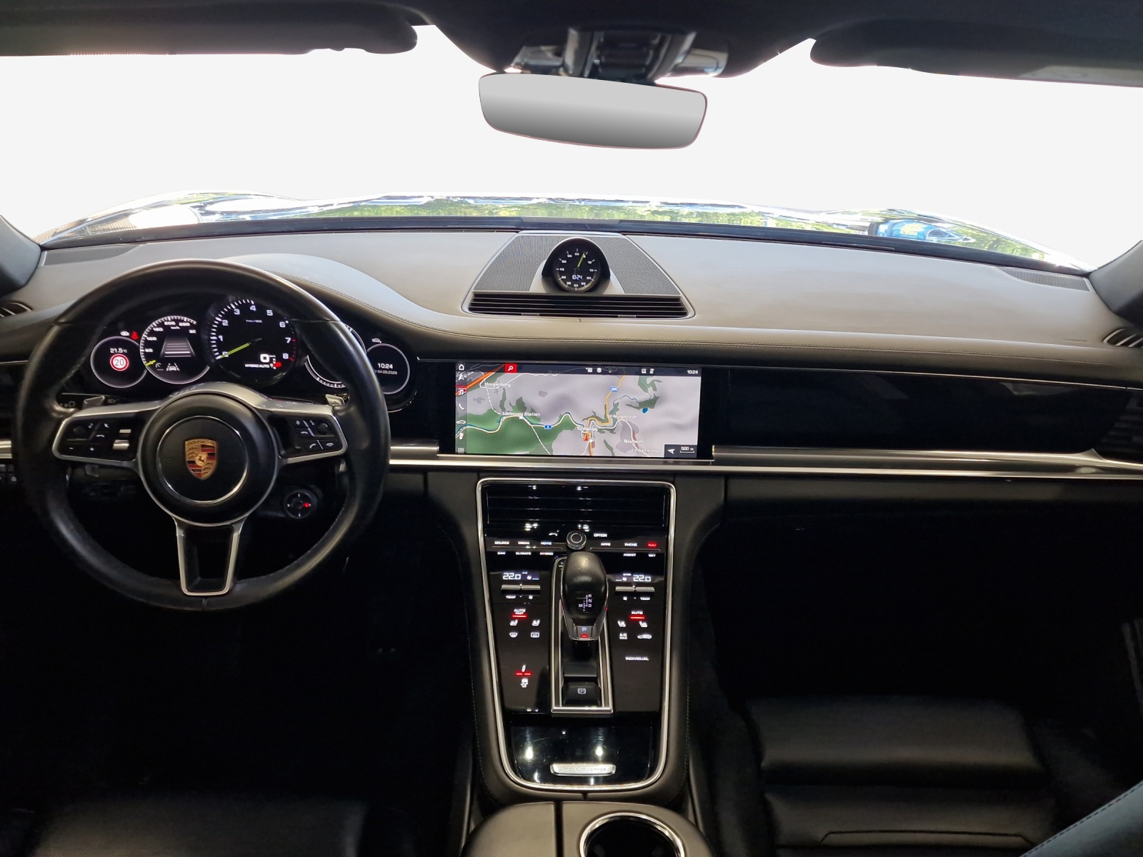 PORSCHE Panamera 4 E-Hybrid PDK-image-8