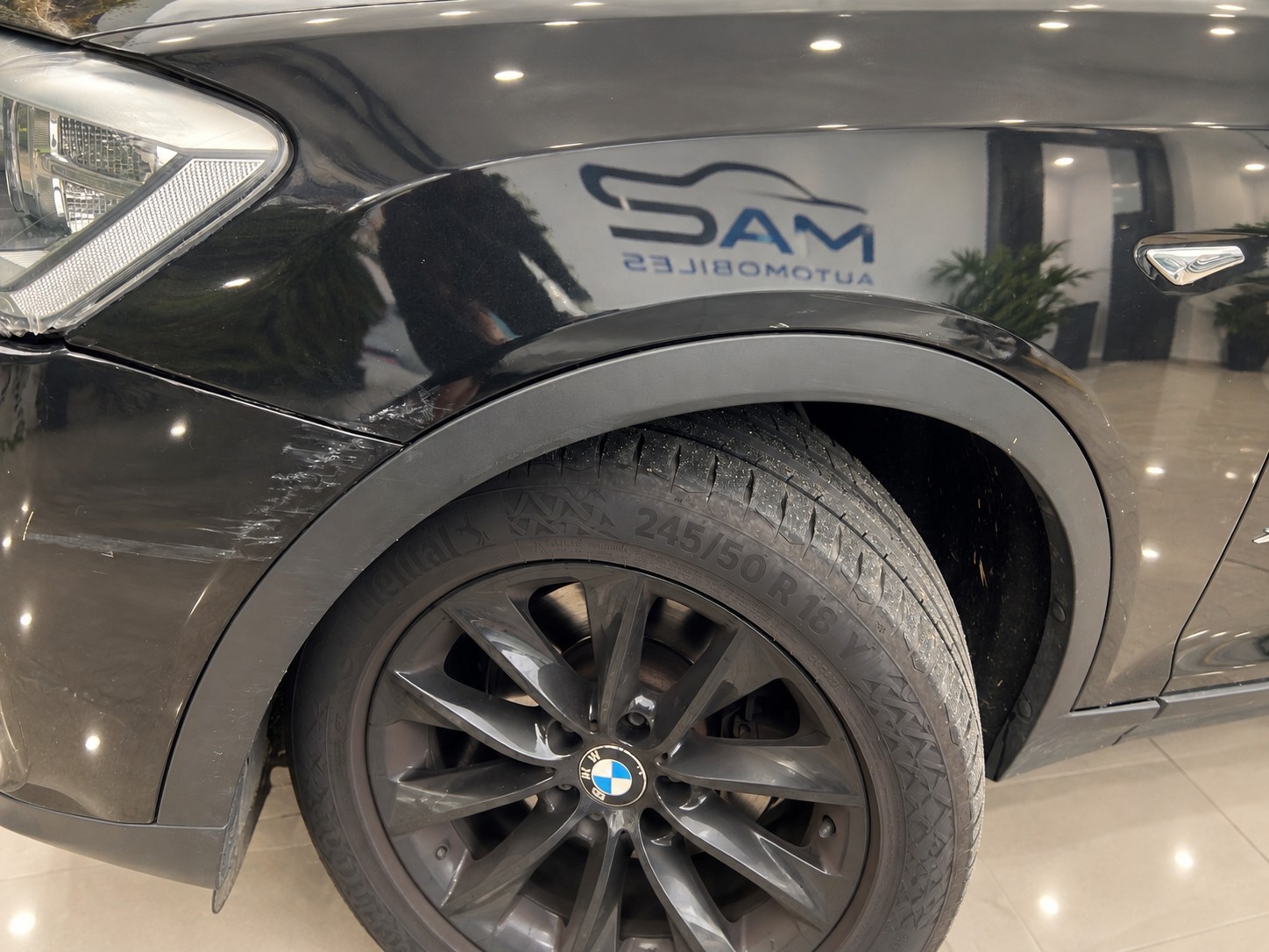 BMW X3 xDrive 20i-image-13