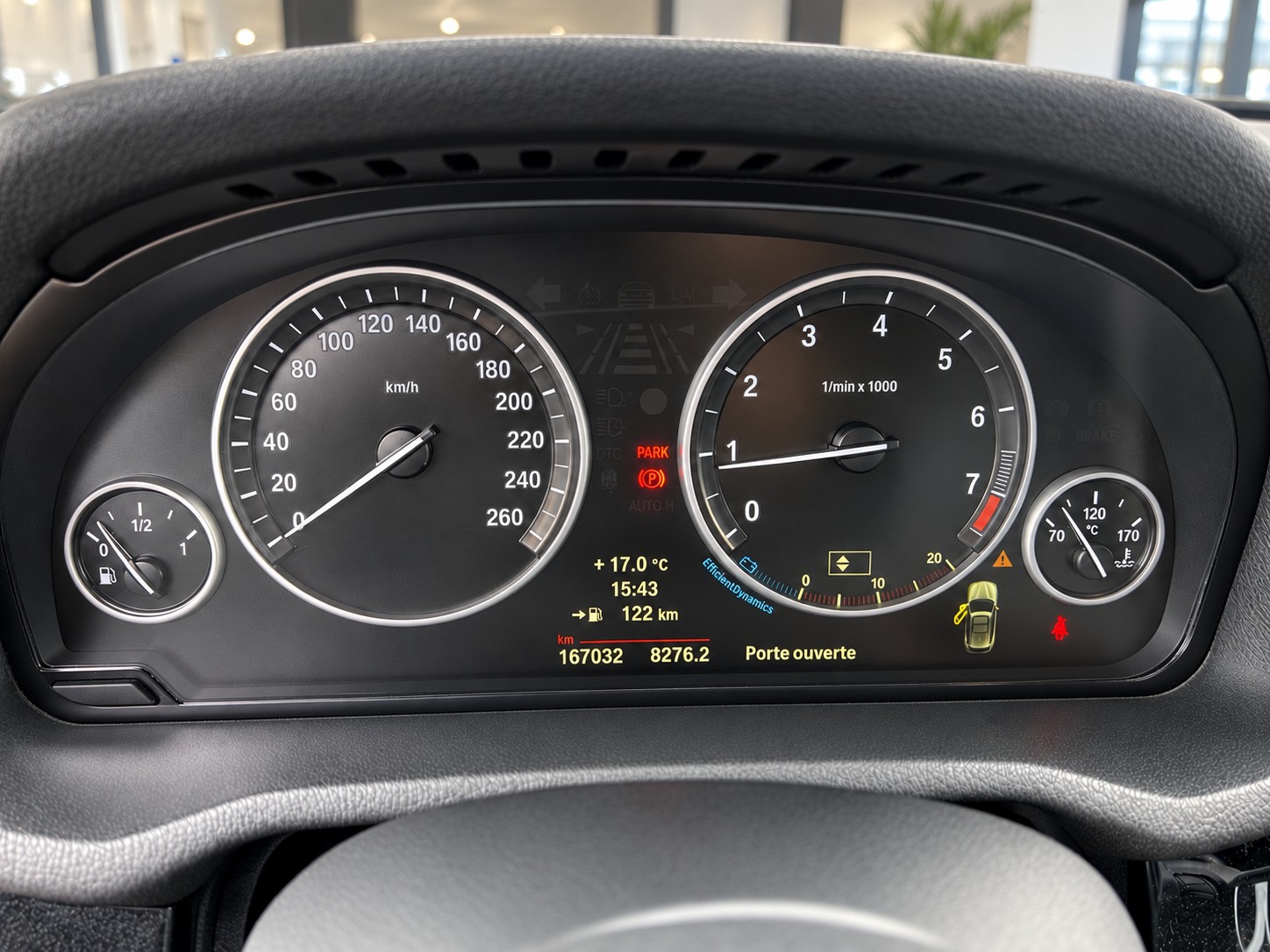 BMW X3 xDrive 20i-image-9