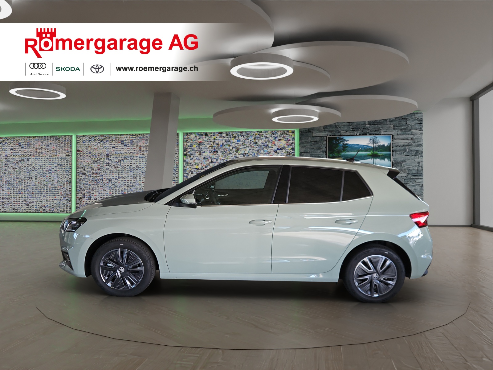 SKODA Fabia 1.0 TSI Dynamic DSG-showroom-element-1