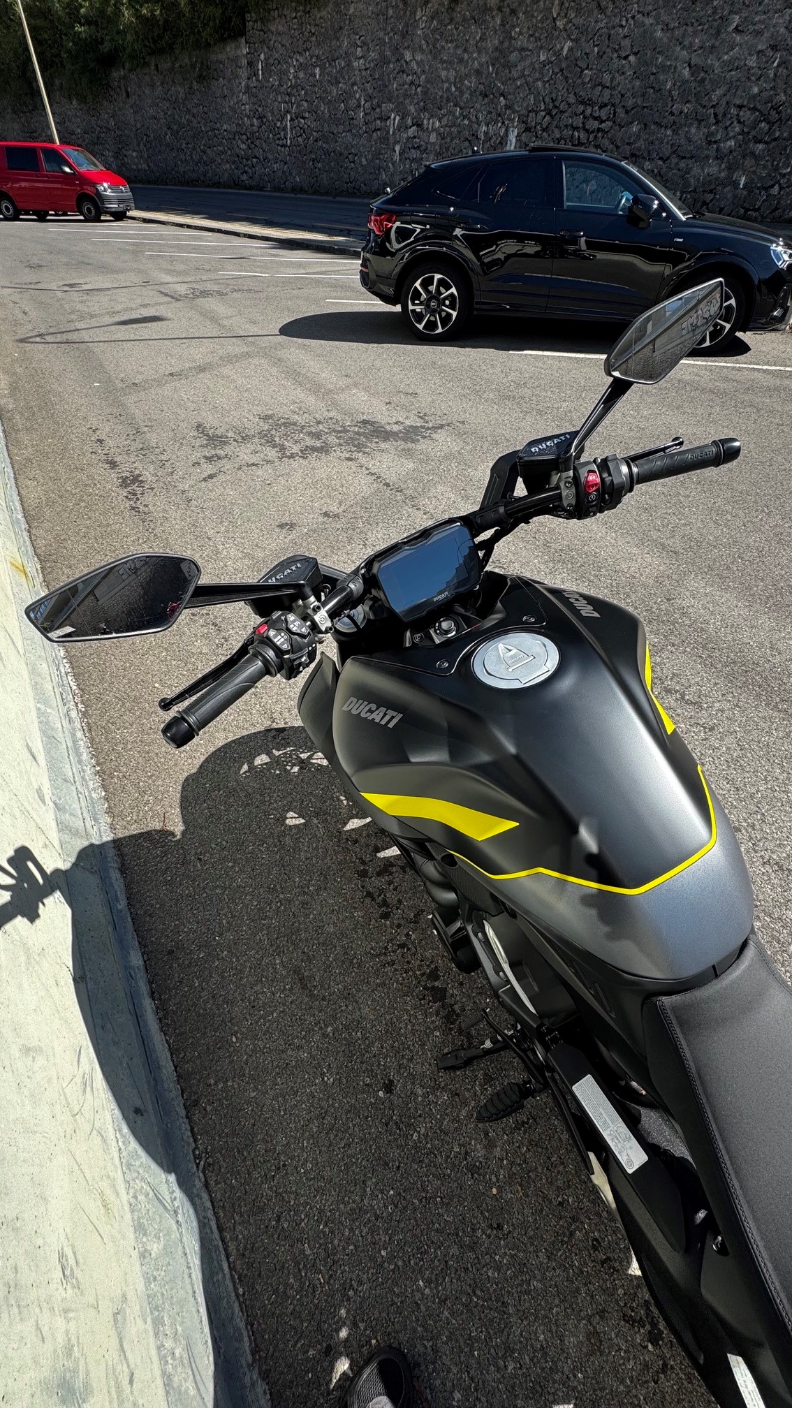 DUCATI Diavel V4-image-3