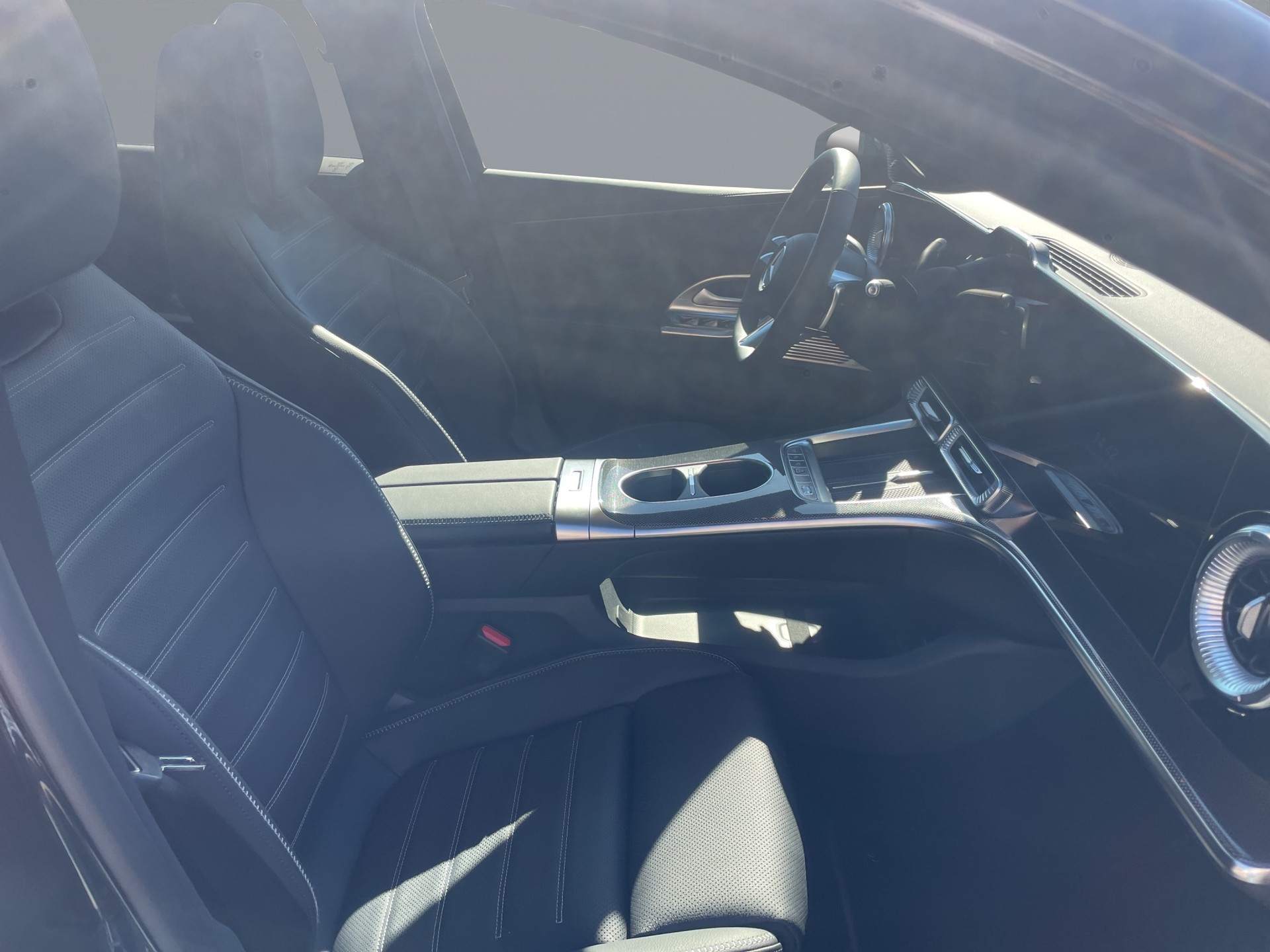 MERCEDES-BENZ C 400 4MATIC-image-9