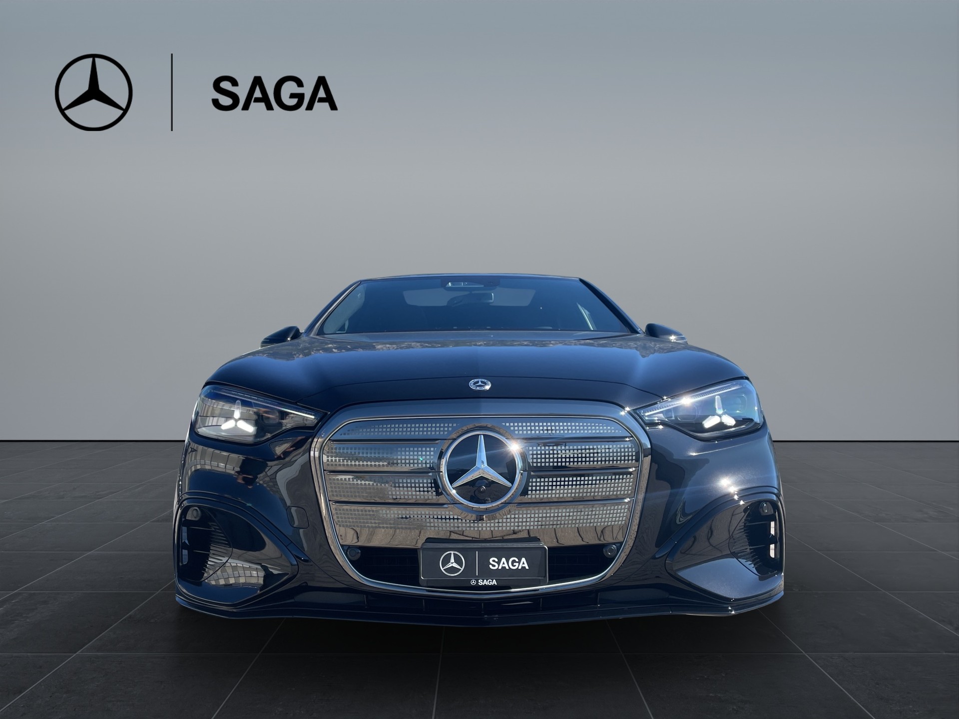 MERCEDES-BENZ C 400 4MATIC-showroom-element-1