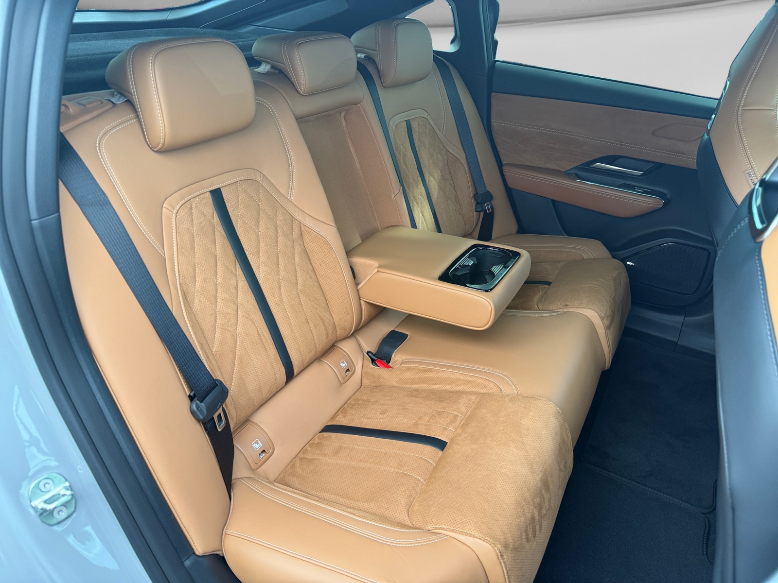 MAZDA 6e 258 69kWh Takumi Plus-image-17