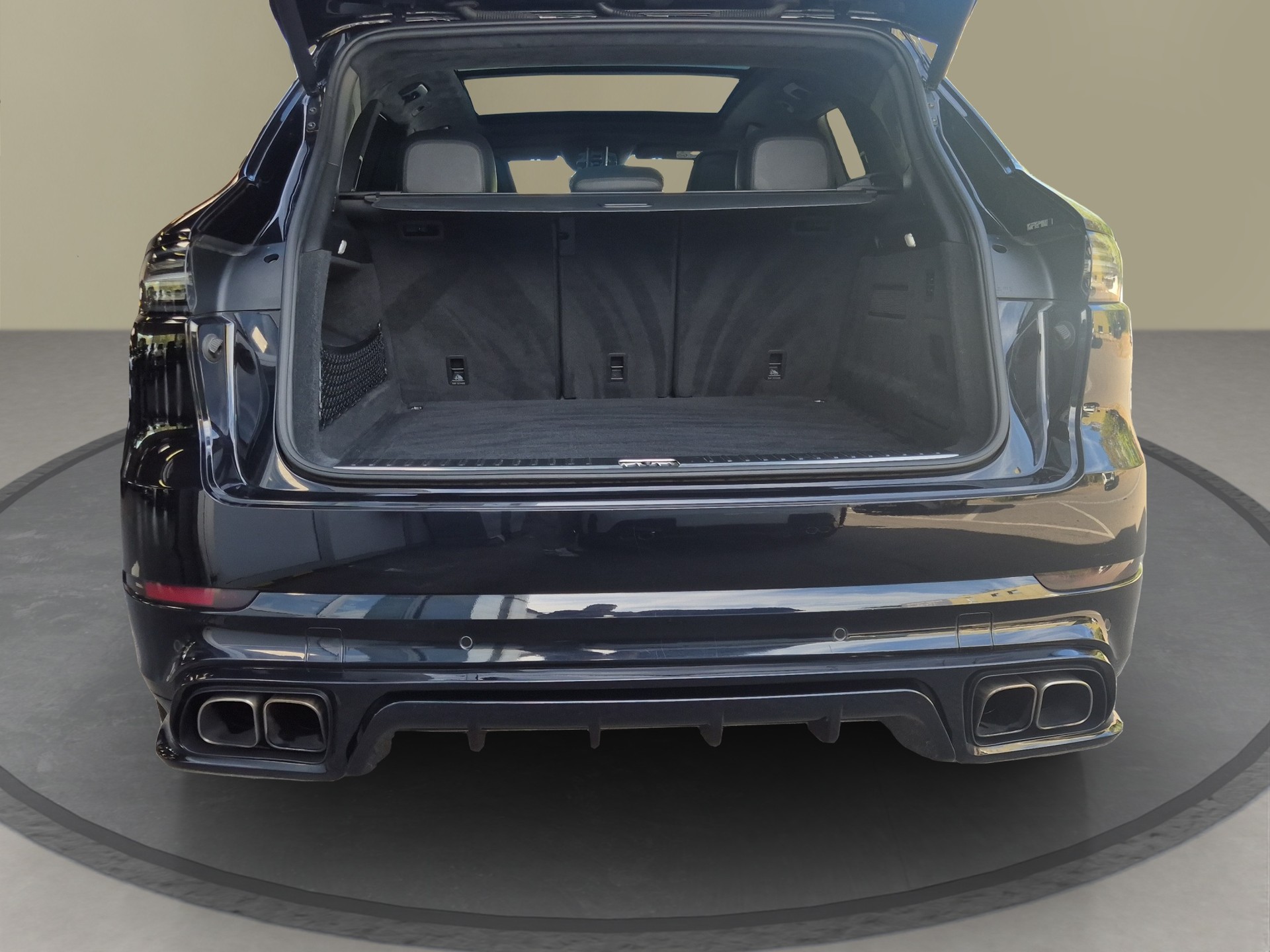 PORSCHE Cayenne Turbo-image-23