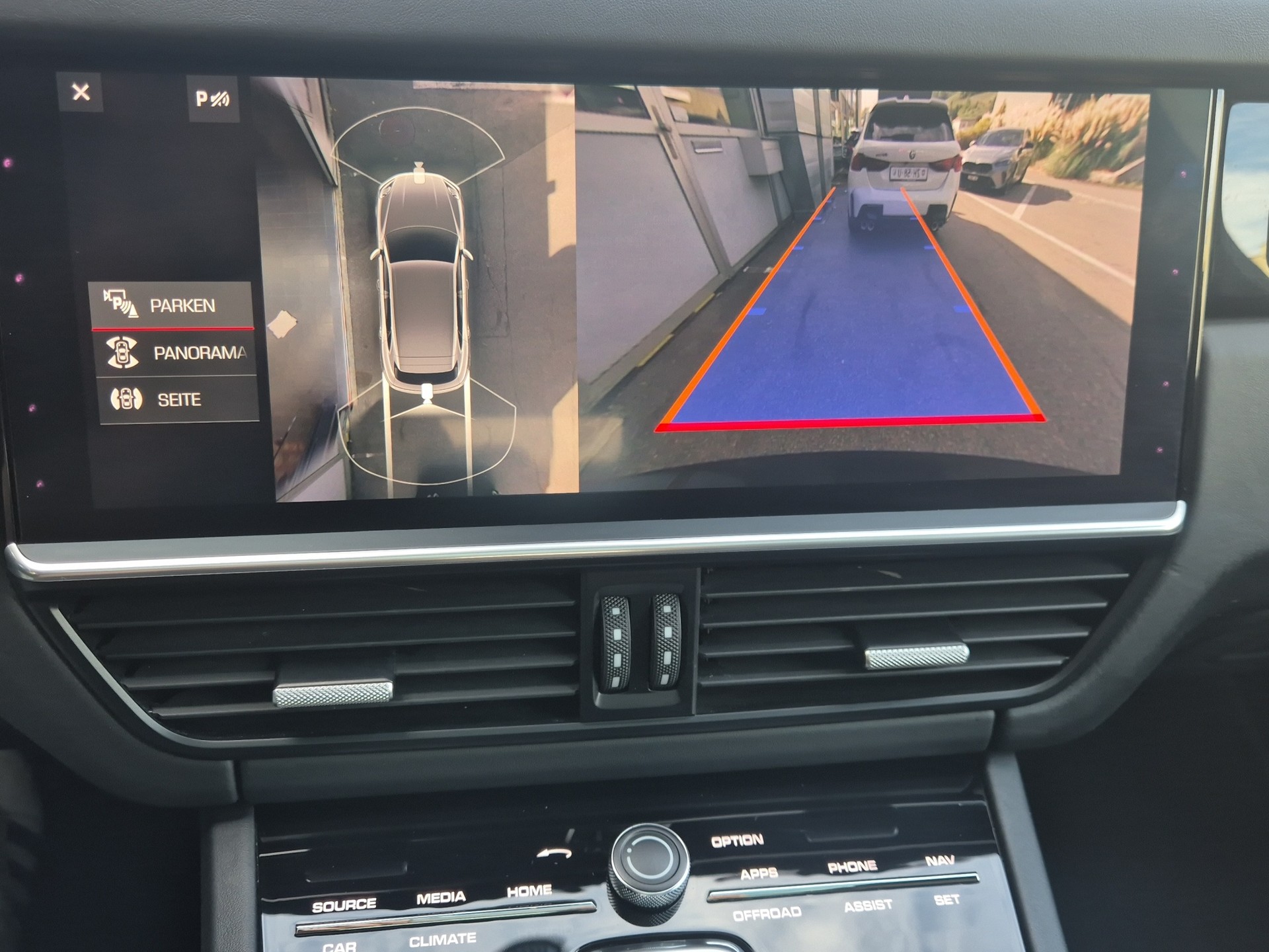 PORSCHE Cayenne Turbo-image-18