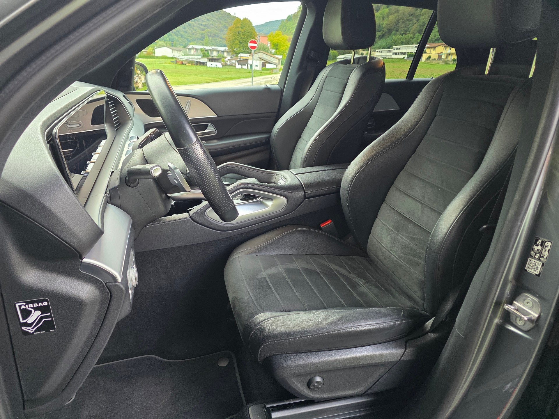 MERCEDES-BENZ GLE 300 d 4Matic 9G-Tronic-image-4
