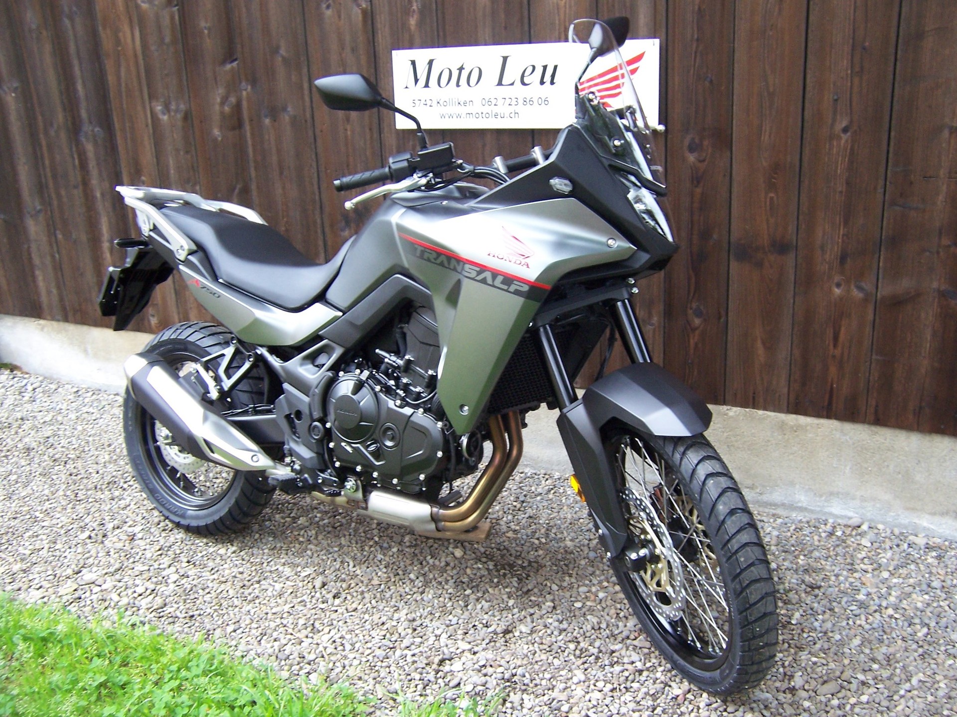 HONDA XL 750 Transalp-image-0