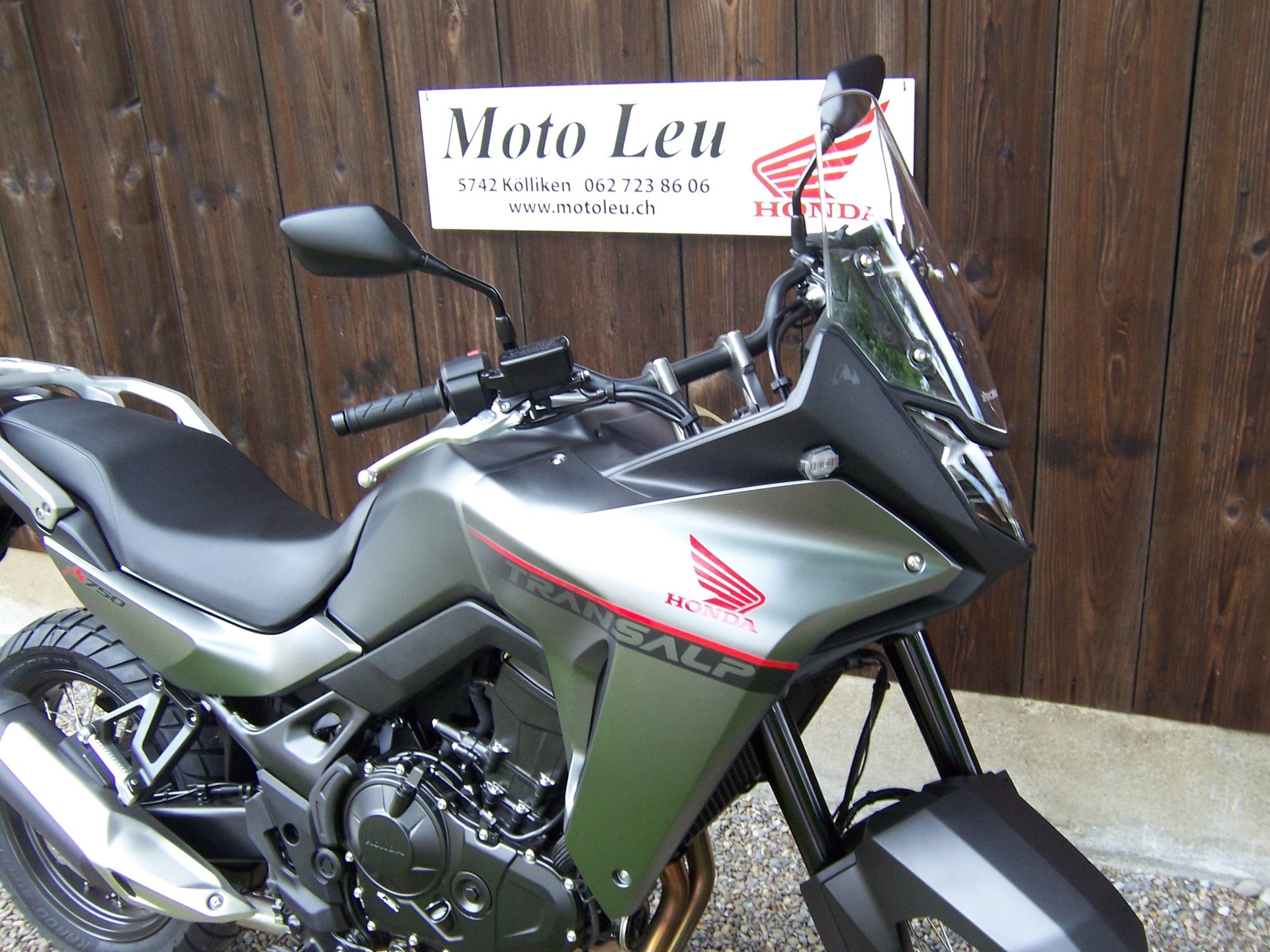 HONDA XL 750 Transalp-image-7