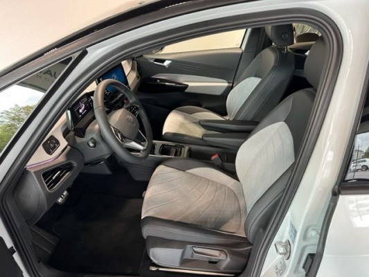 VW ID.3 Pro Perf Life Plus-image-10