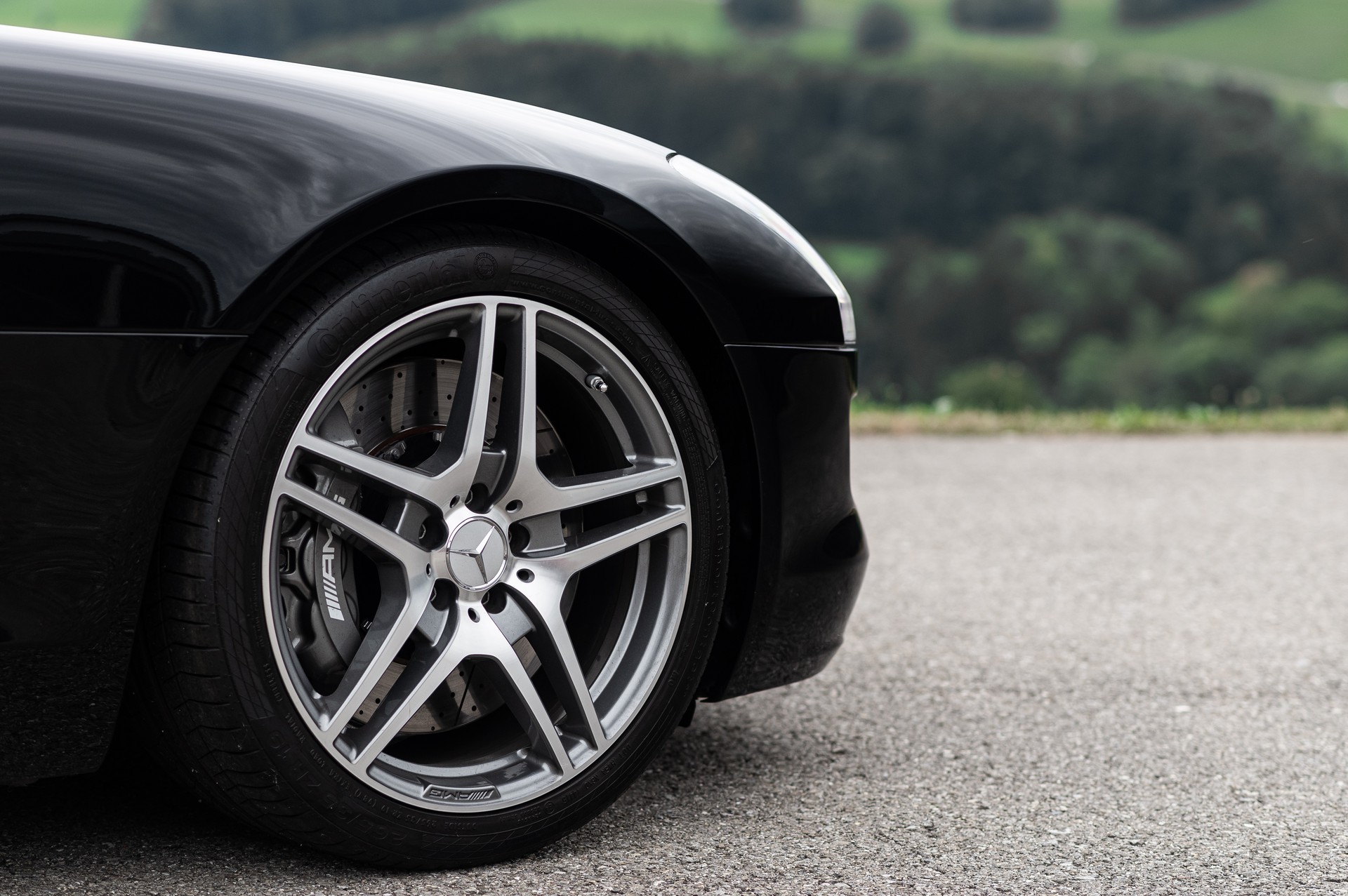 MERCEDES-BENZ SLS 63 AMG Speedshift-image-12