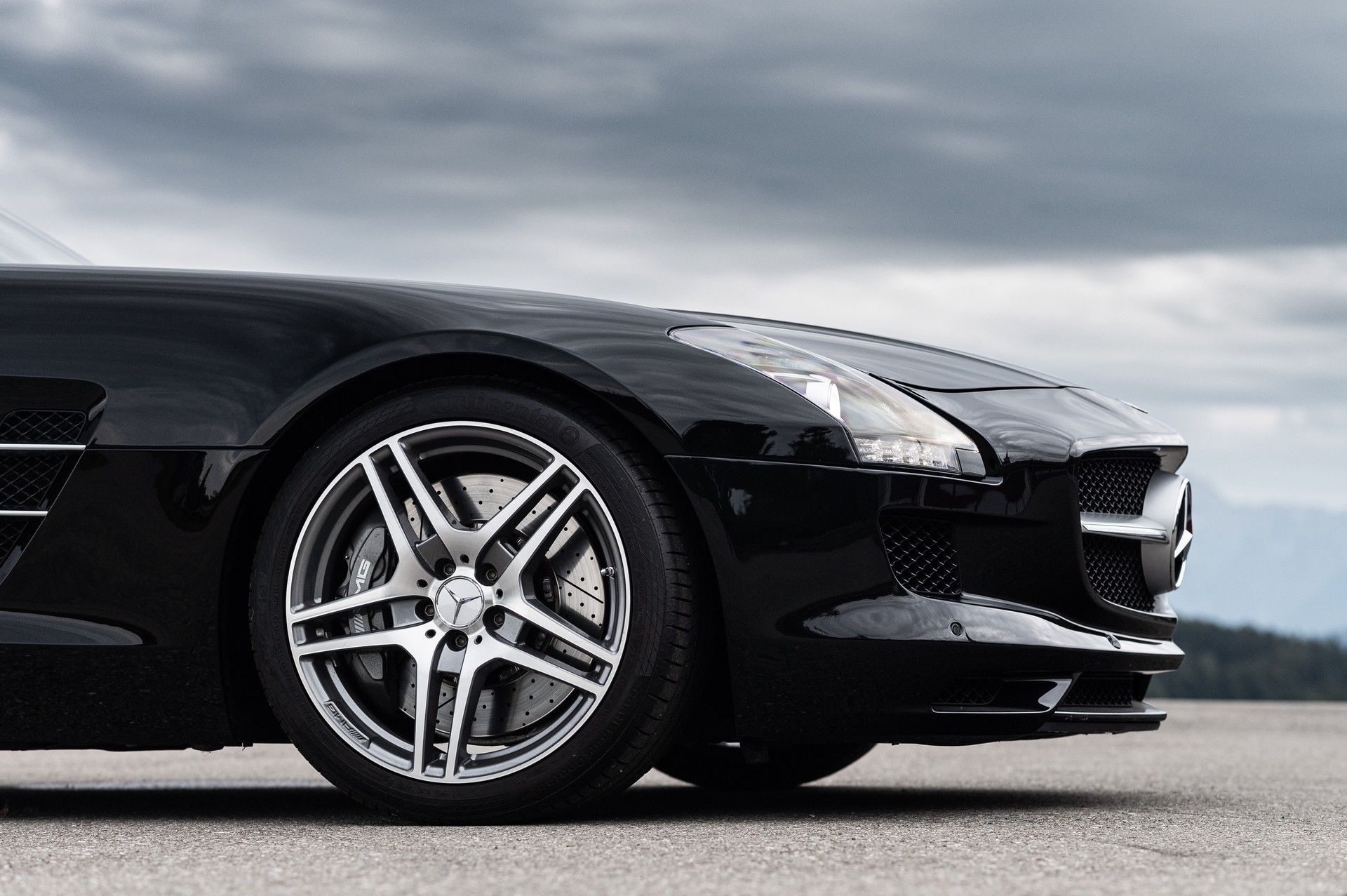 MERCEDES-BENZ SLS 63 AMG Speedshift-image-17