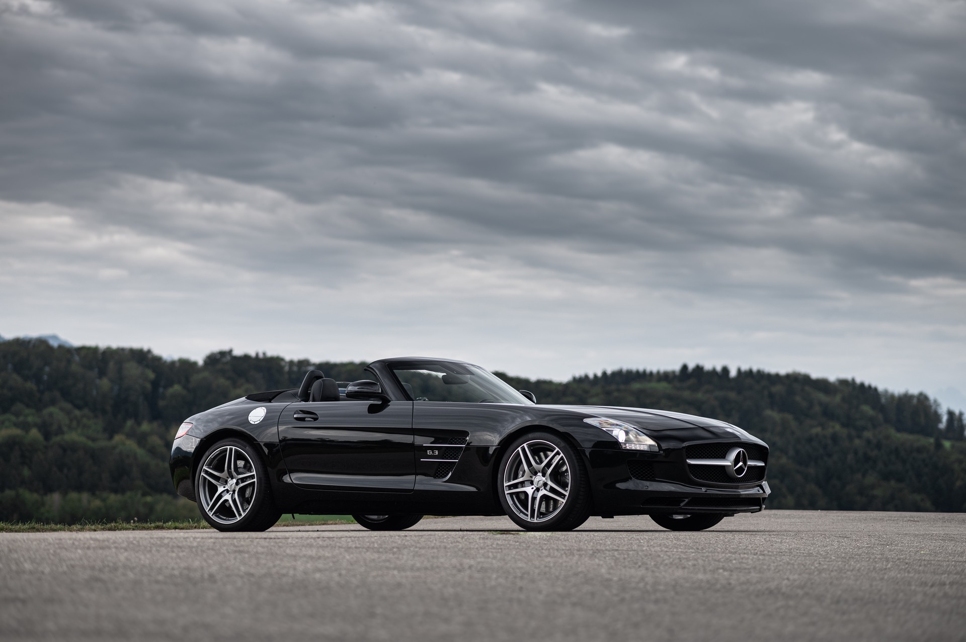 MERCEDES-BENZ SLS 63 AMG Speedshift-showroom-element-3