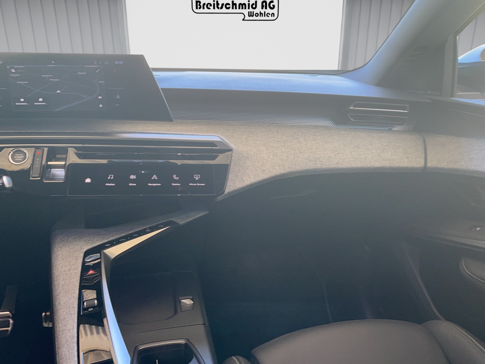 PEUGEOT 3008 NEW 73kWh GT-image-7
