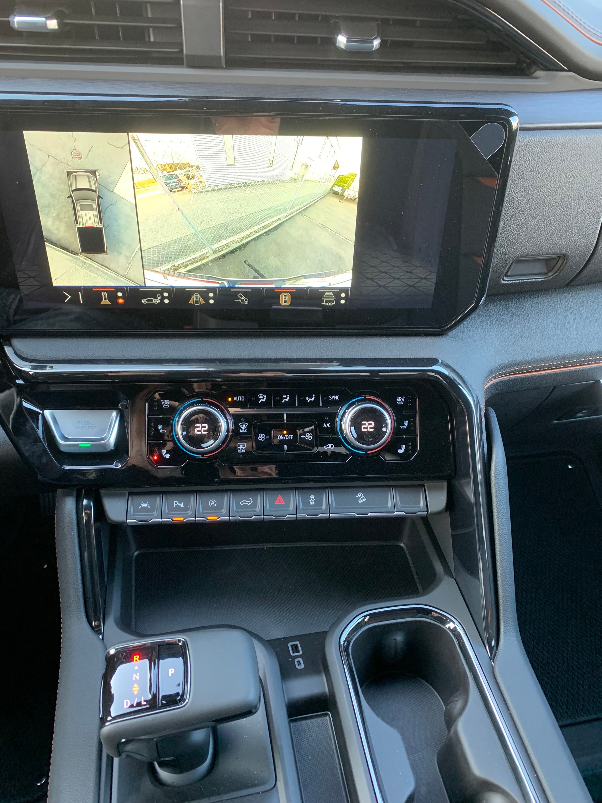 GMC Sierra 1500 AT4 Crew Cab 6.2l V8 MY25-image-10