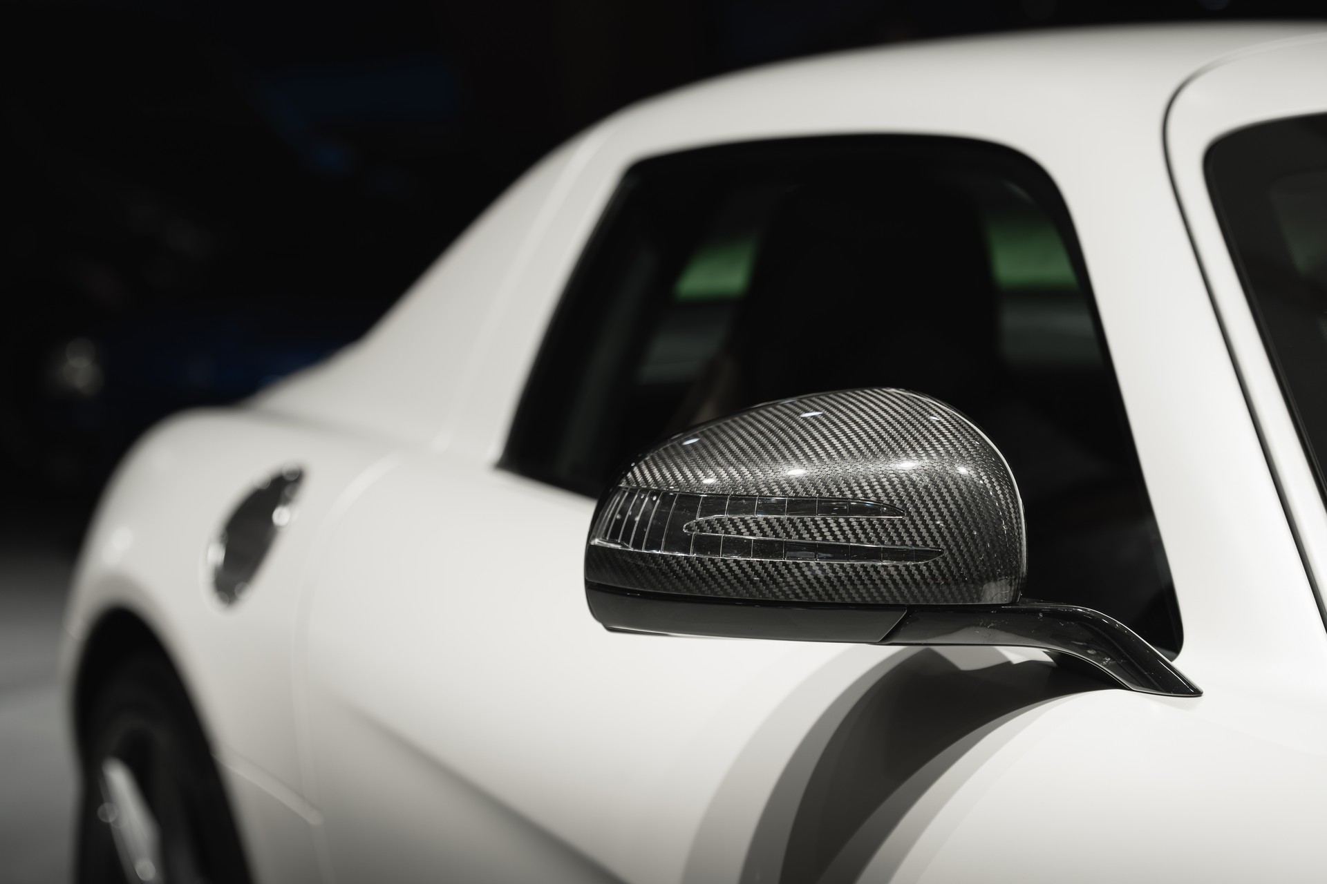 MERCEDES-BENZ SLS 63 AMG Blanc nacré mat *official car showcar Geneva 2011* Full Option-image-11