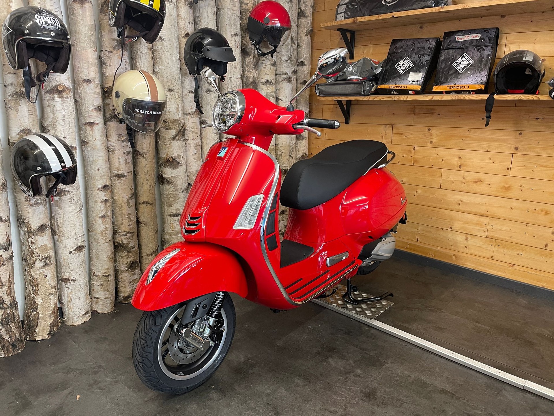 PIAGGIO Vespa GTS 310 Super RST E5+-image-1