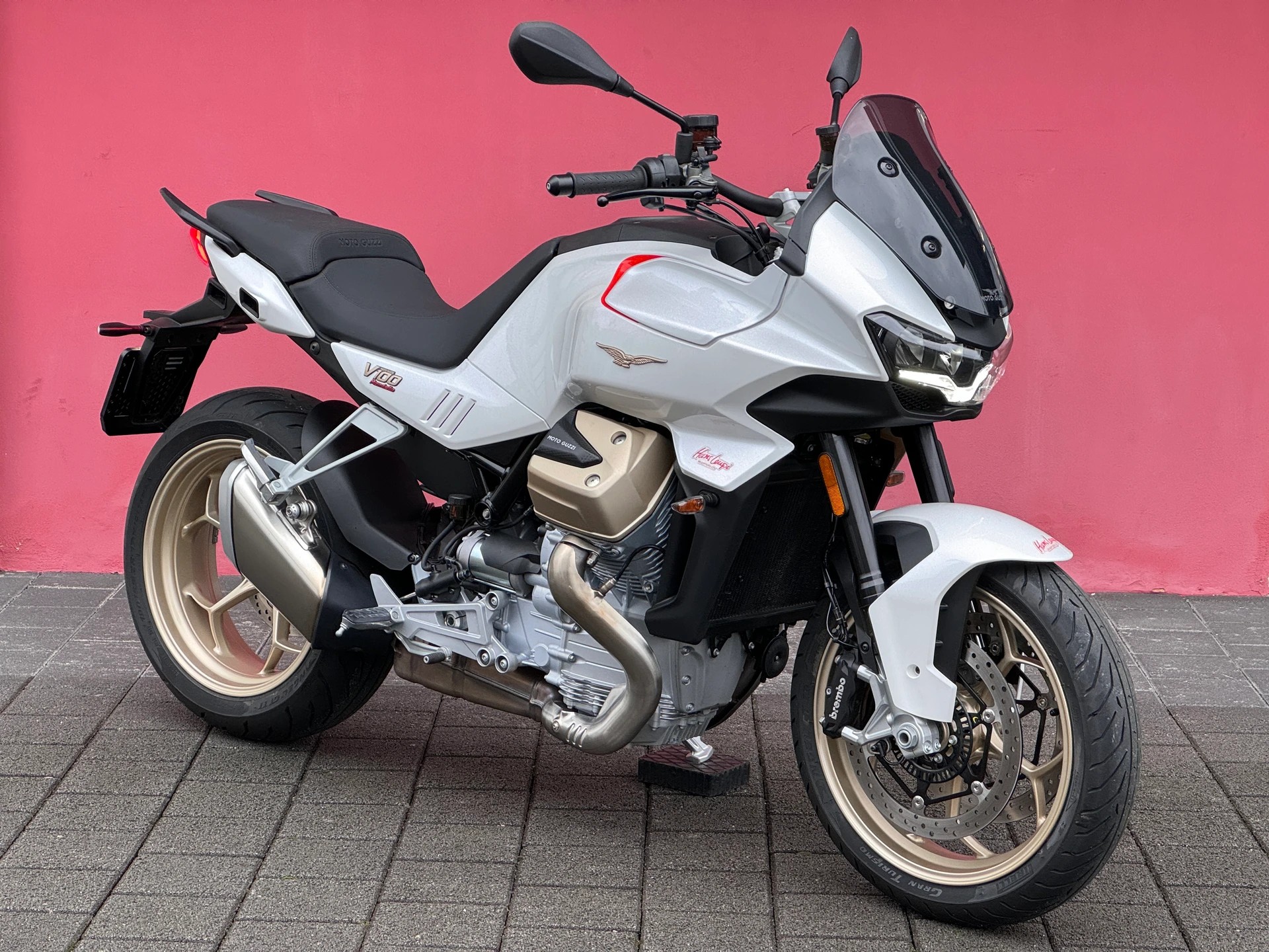 MOTO GUZZI V100 Mandello-image-1