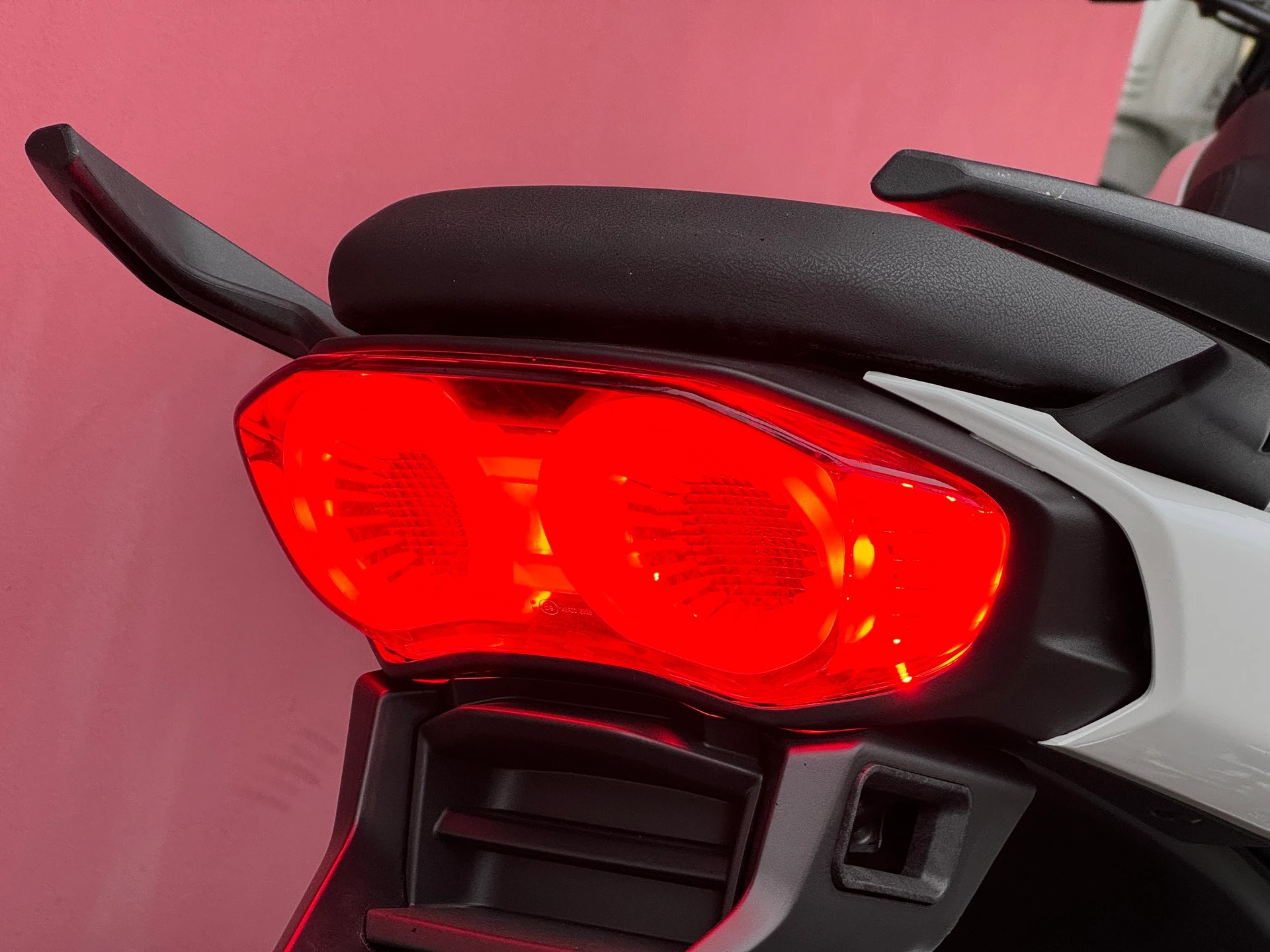 MOTO GUZZI V100 Mandello-image-11