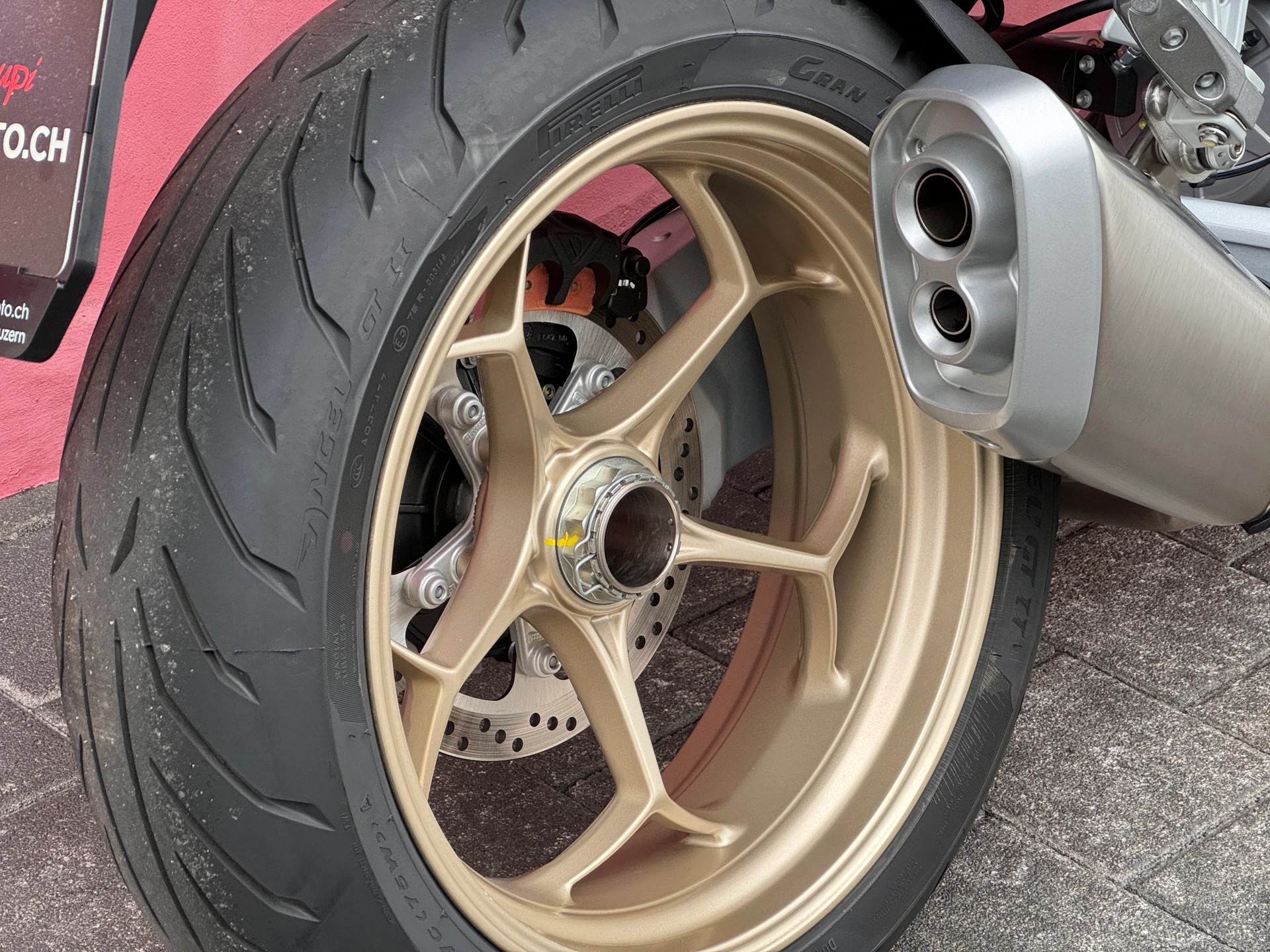 MOTO GUZZI V100 Mandello-image-13