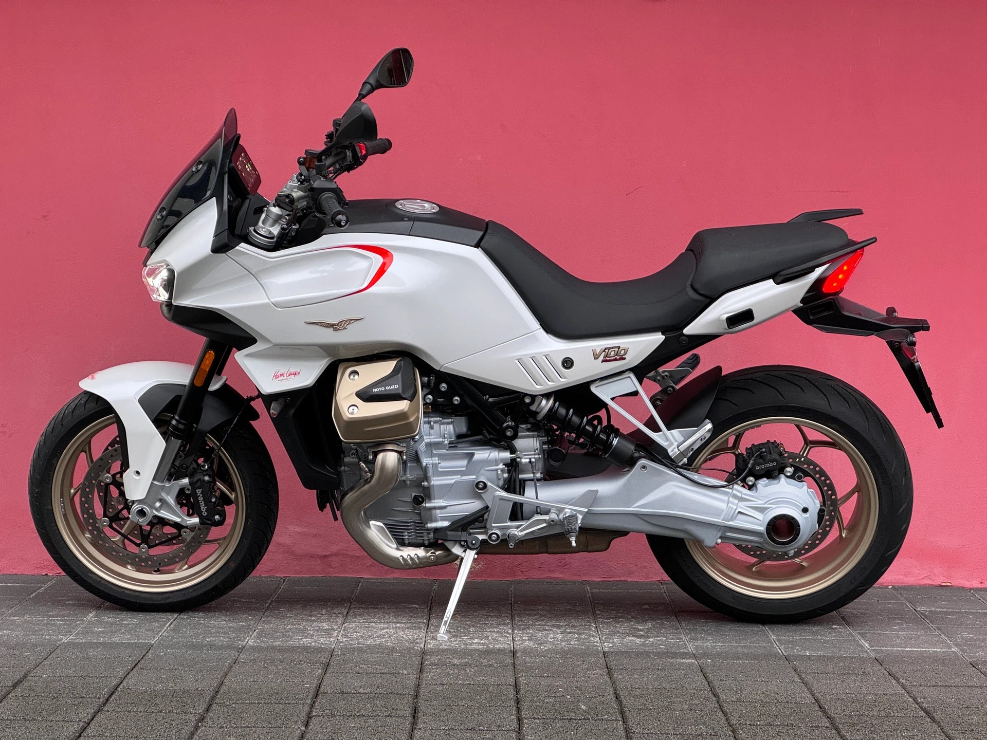 MOTO GUZZI V100 Mandello-image-2