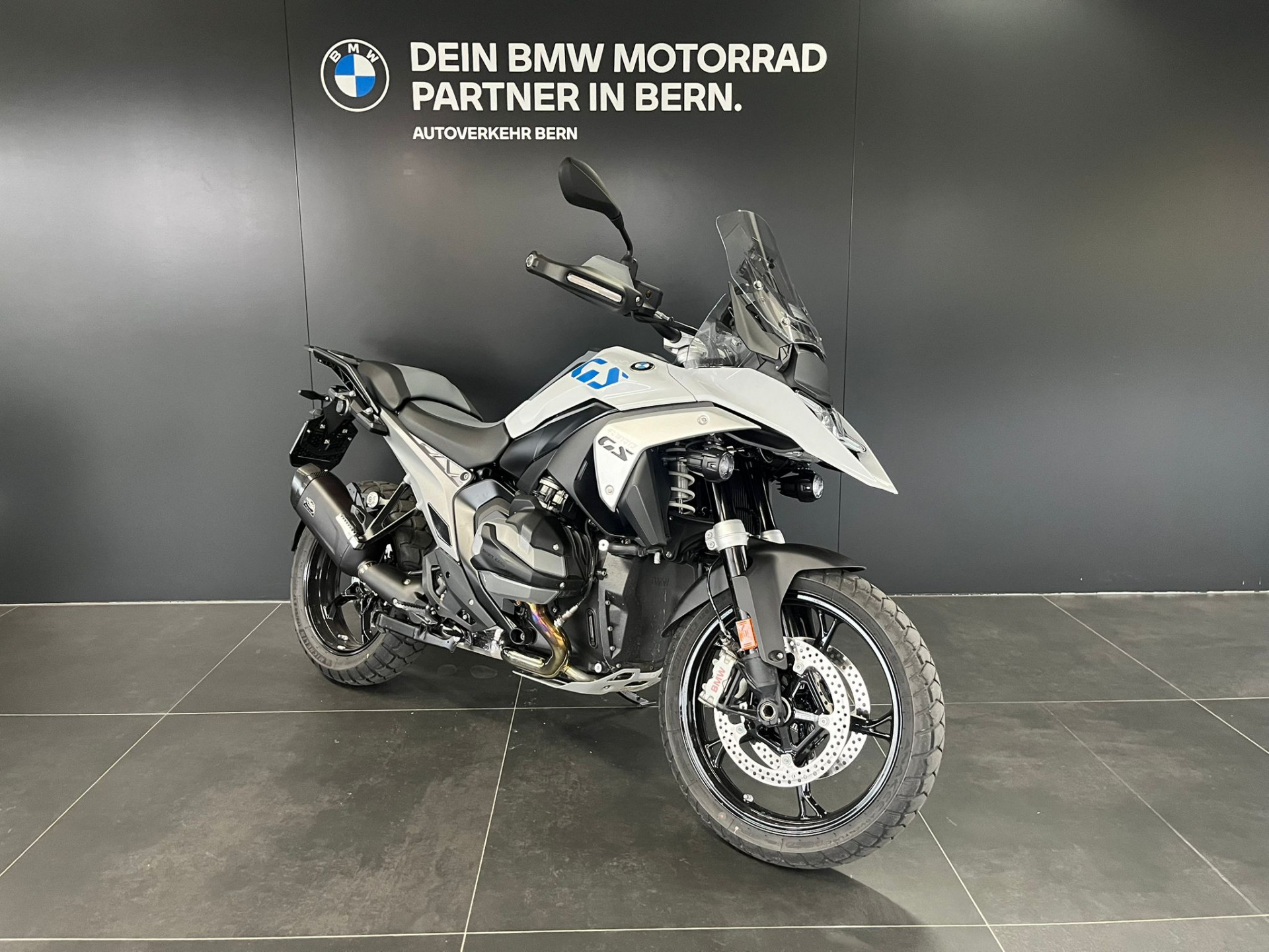 BMW R 1300 GS-image-1