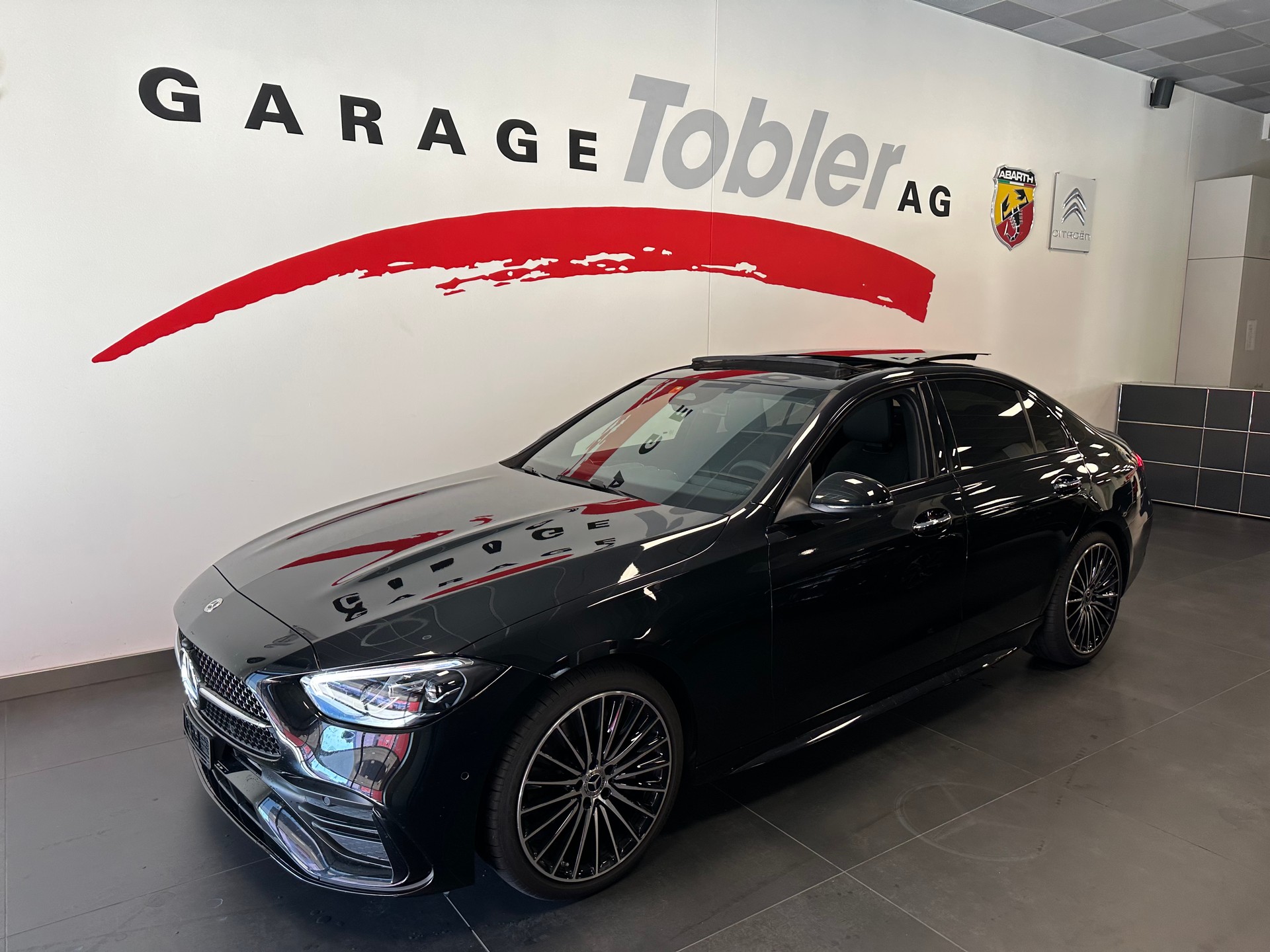MERCEDES-BENZ C 220 d AMG Line 4 Matic-showroom-element-2