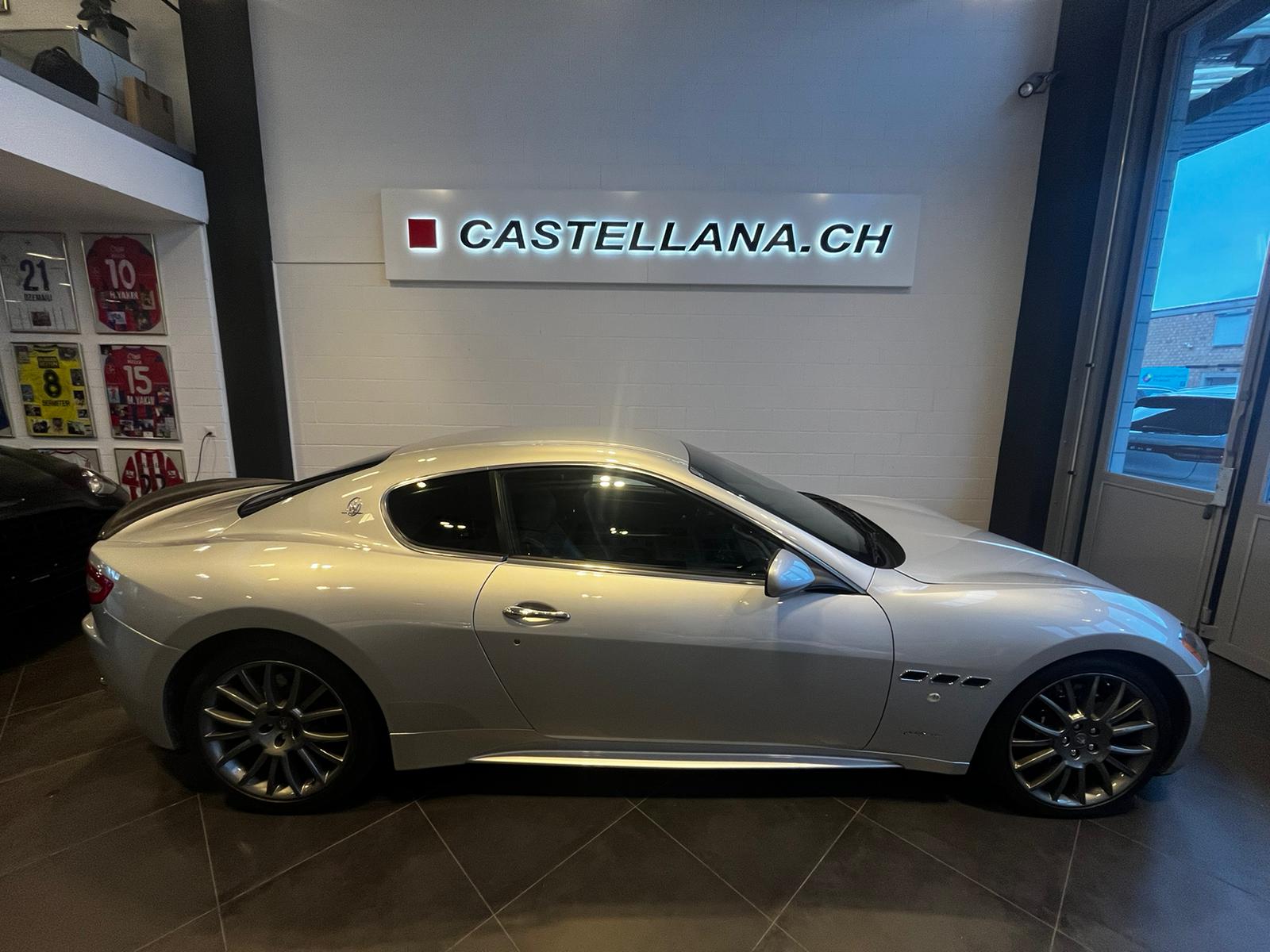 MASERATI GranTurismo S Cambiocorsa-showroom-element-3